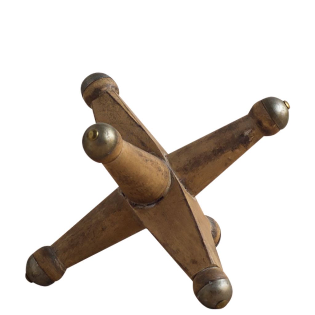 Mercana Jacto 9.1" x 9.1" x 9.1" Decorative Object