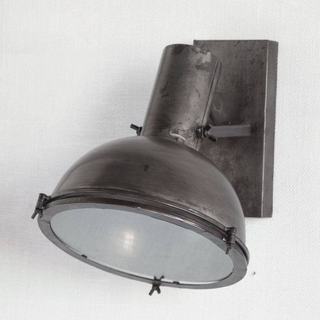 Mercana Taza 10.3" x 12" x 12" Wall Sconce