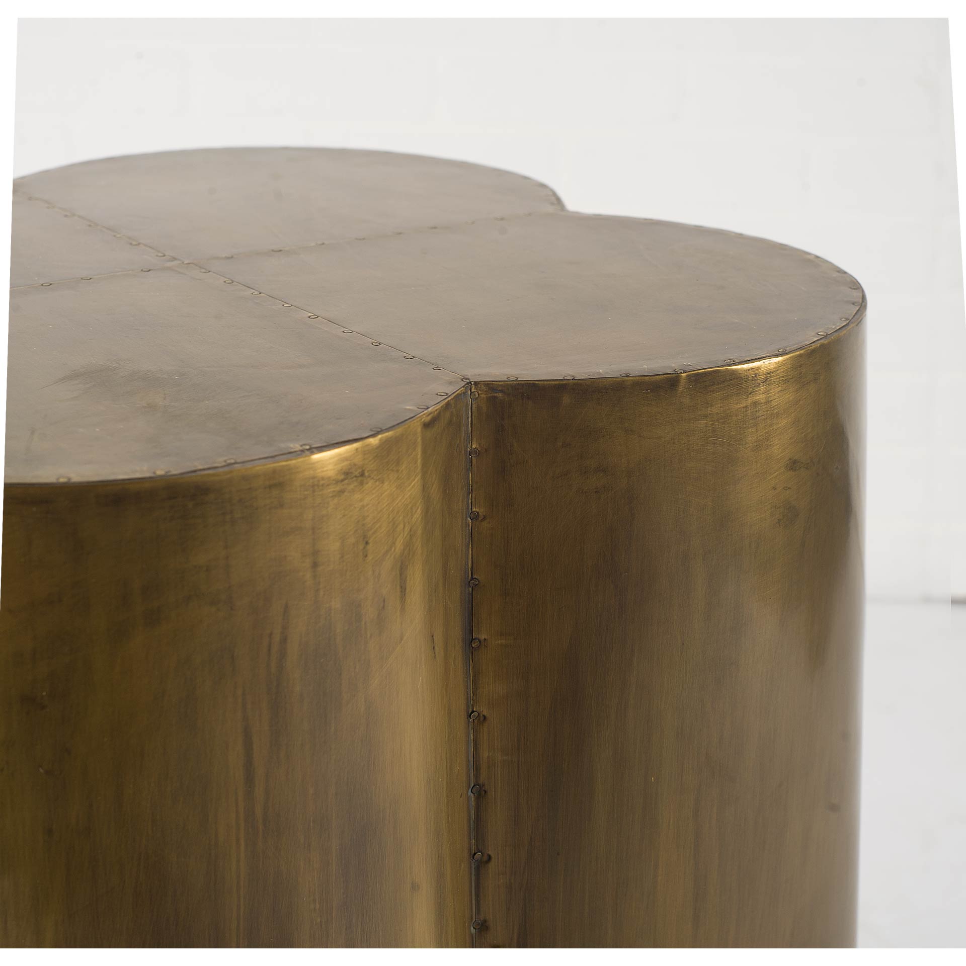Mercana Quatrefoil 18" x 18" x 22" Side Table