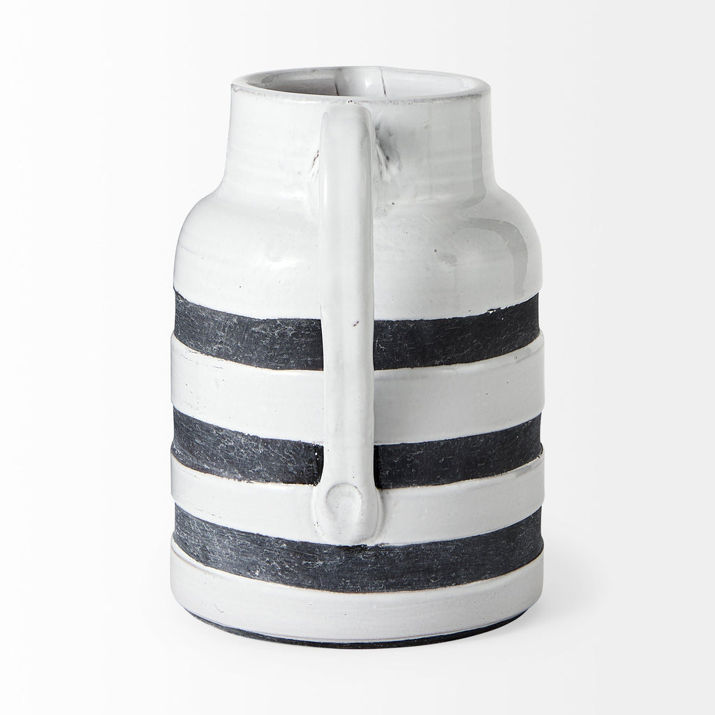 Mercana Harmon 6" x 7.9" x 9.1" Ceramic Jug Vase