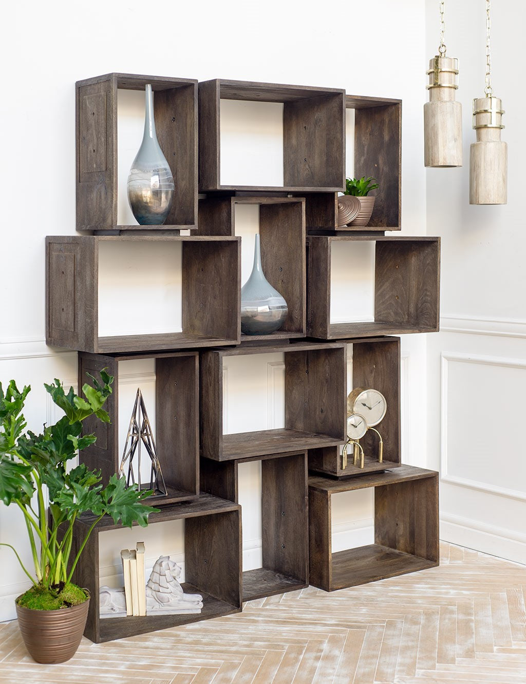 Mercana Simul 45" x 30" Metal Shelf Bracket