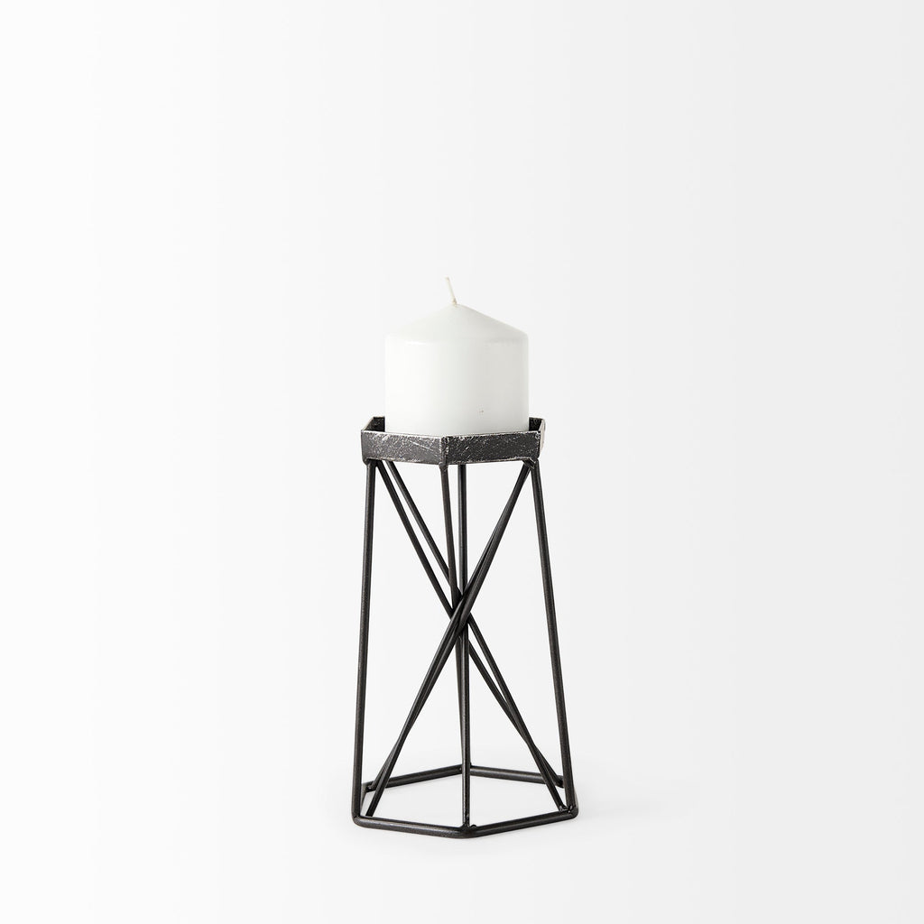 Mercana Sixx 5.3" x 4.7" x 8.1" Metal Candle Holder