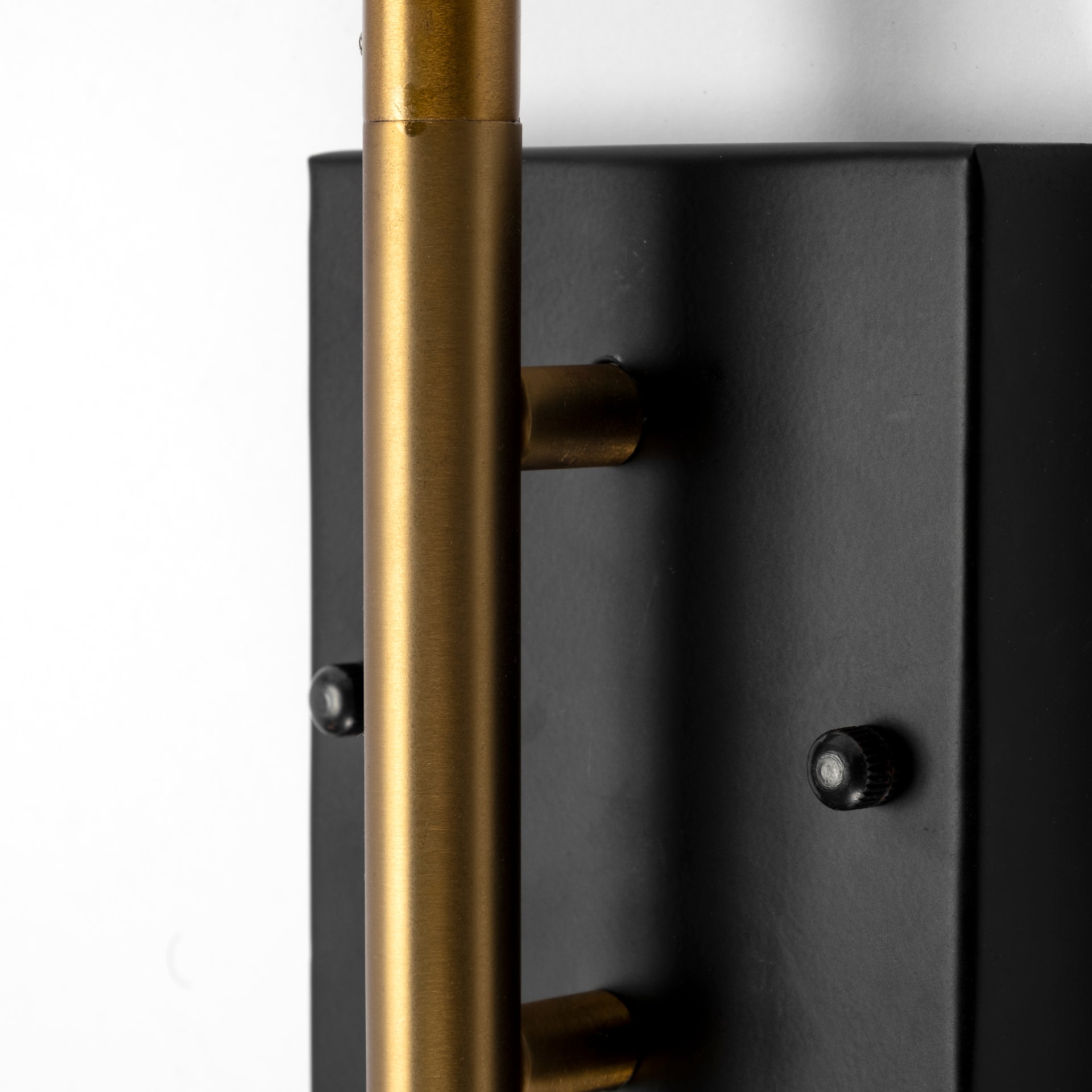 Mercana Tremont 23" x 5.3" x 17.5" Wall Sconce