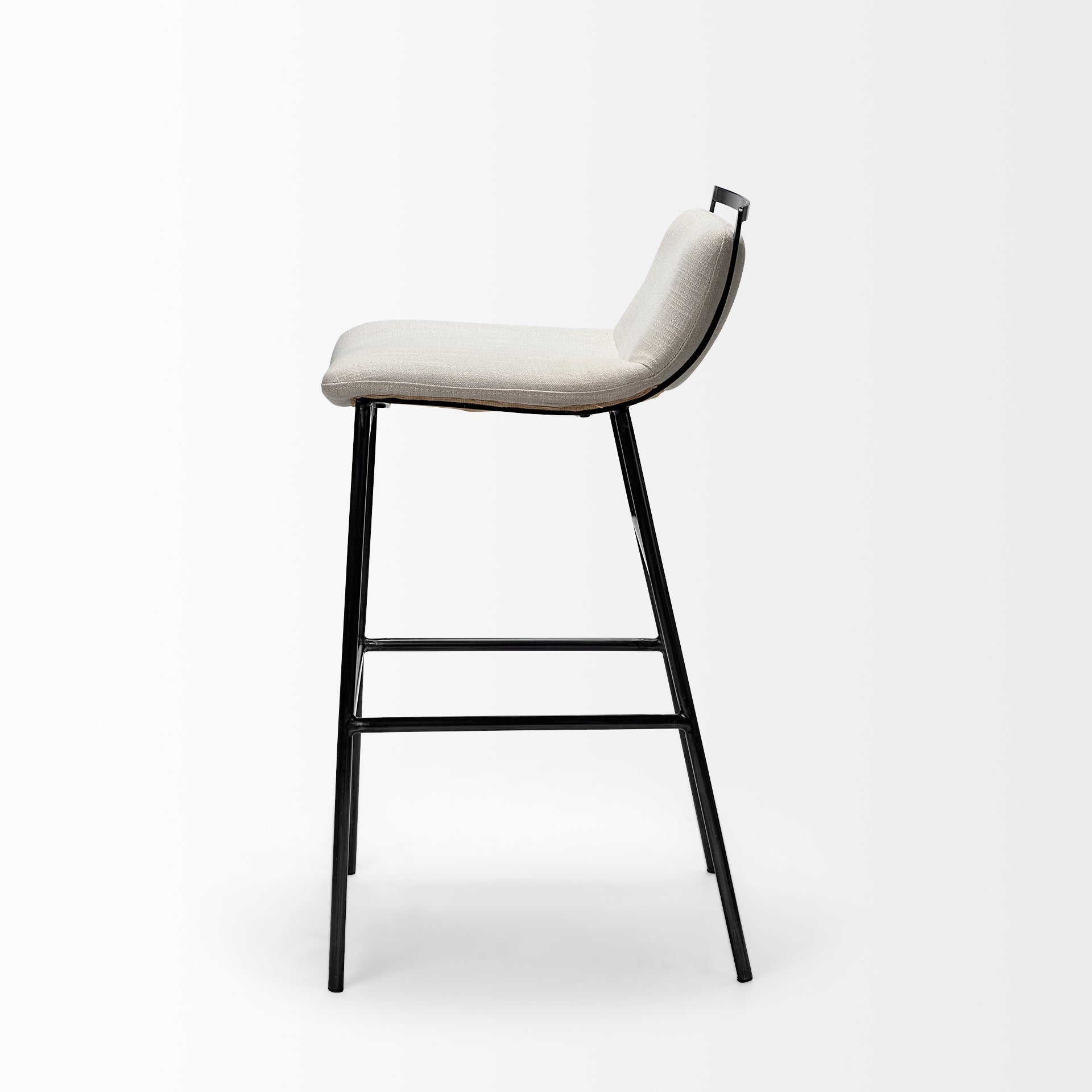 Mercana Kavalan 17.7" x 20.9" x 33.5" Metal Stool