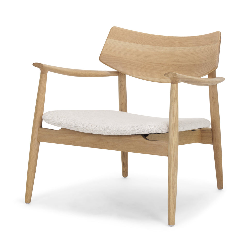 Mercana Haggen 27.6" x 26.8" x 28.4" Solid Wood Side Chair