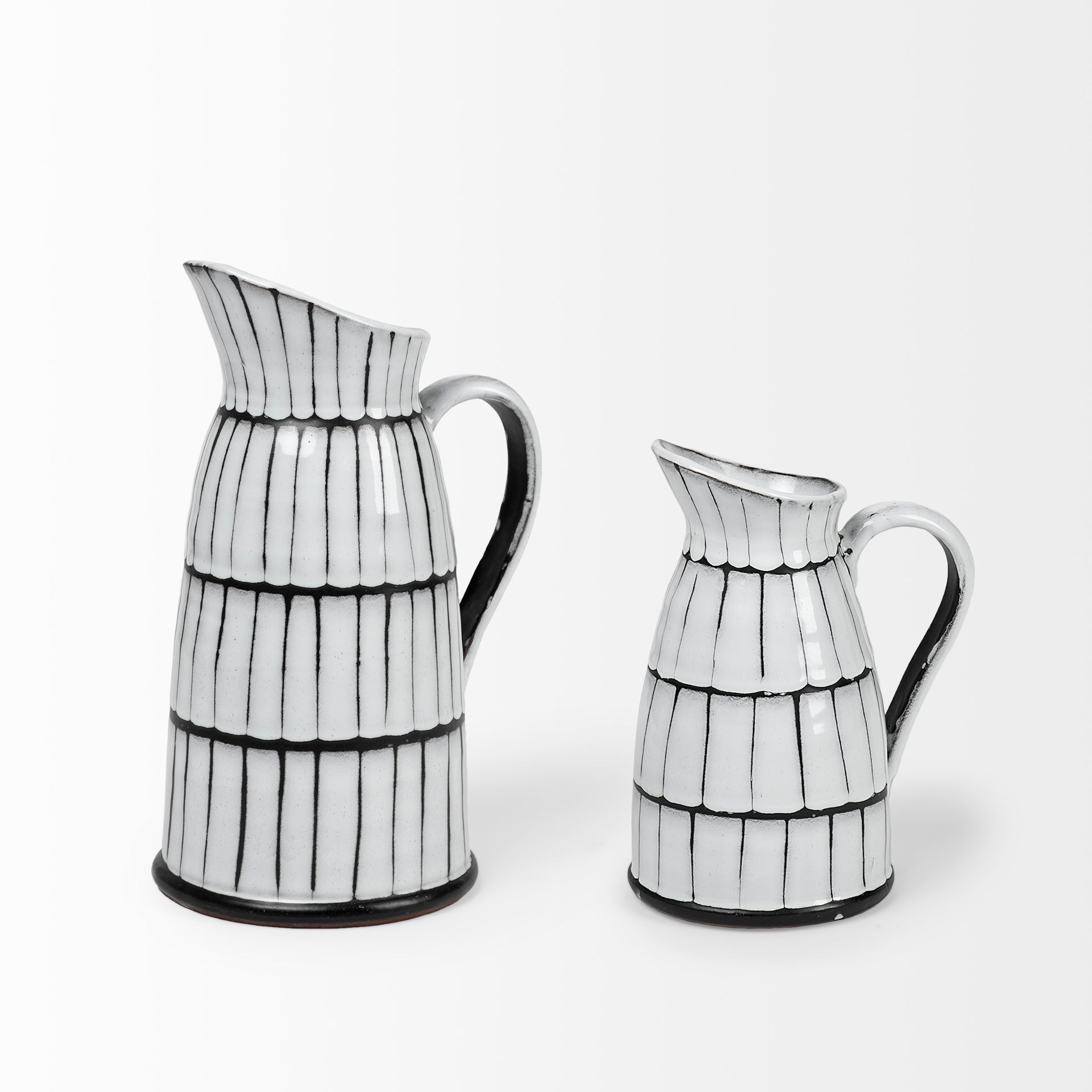 Mercana Lome 9.1" x 6.9" x 13.4" Ceramic Pitcher