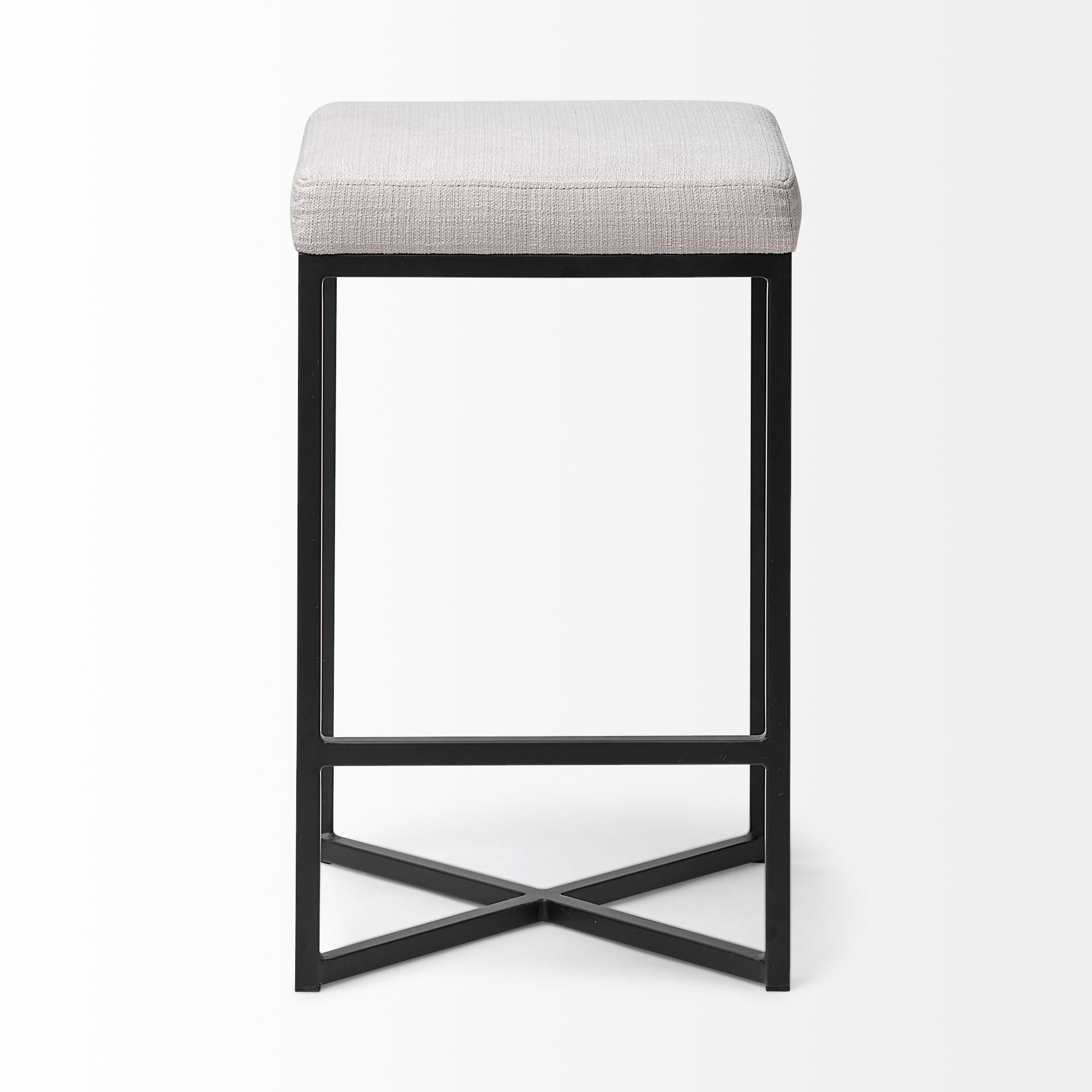 Mercana Frodo 16.5" x 16.5" x 26.4" Stool