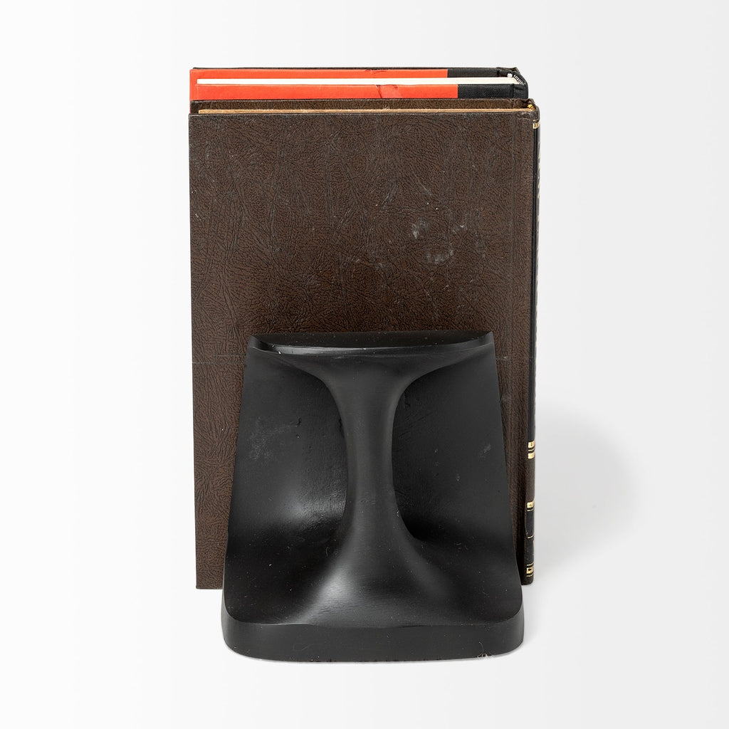Mercana Last 7.5" x 5.5" x 6" Bookend