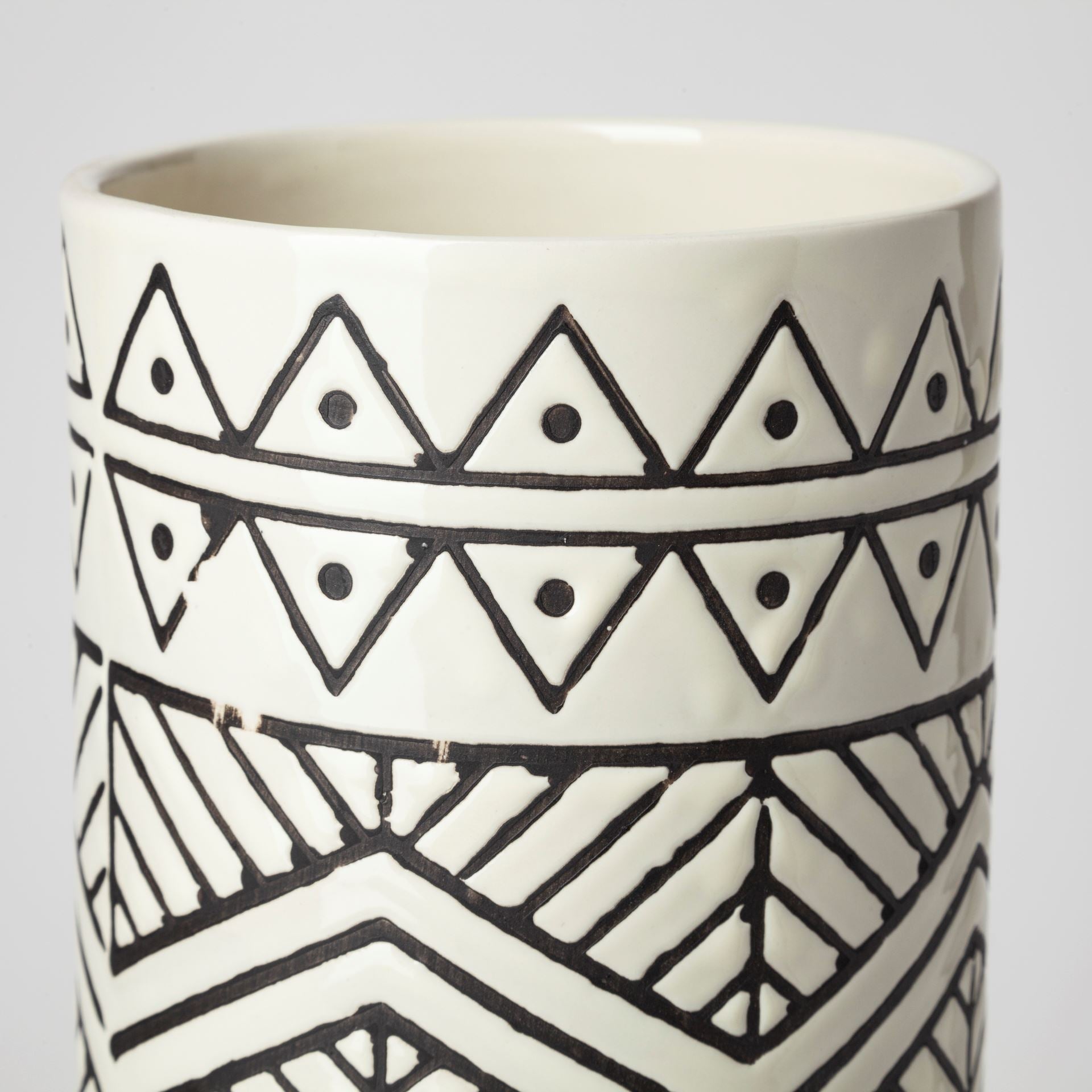 Mercana Uhura 4.1" x 4.1" x 13.8" Ceramic Vase