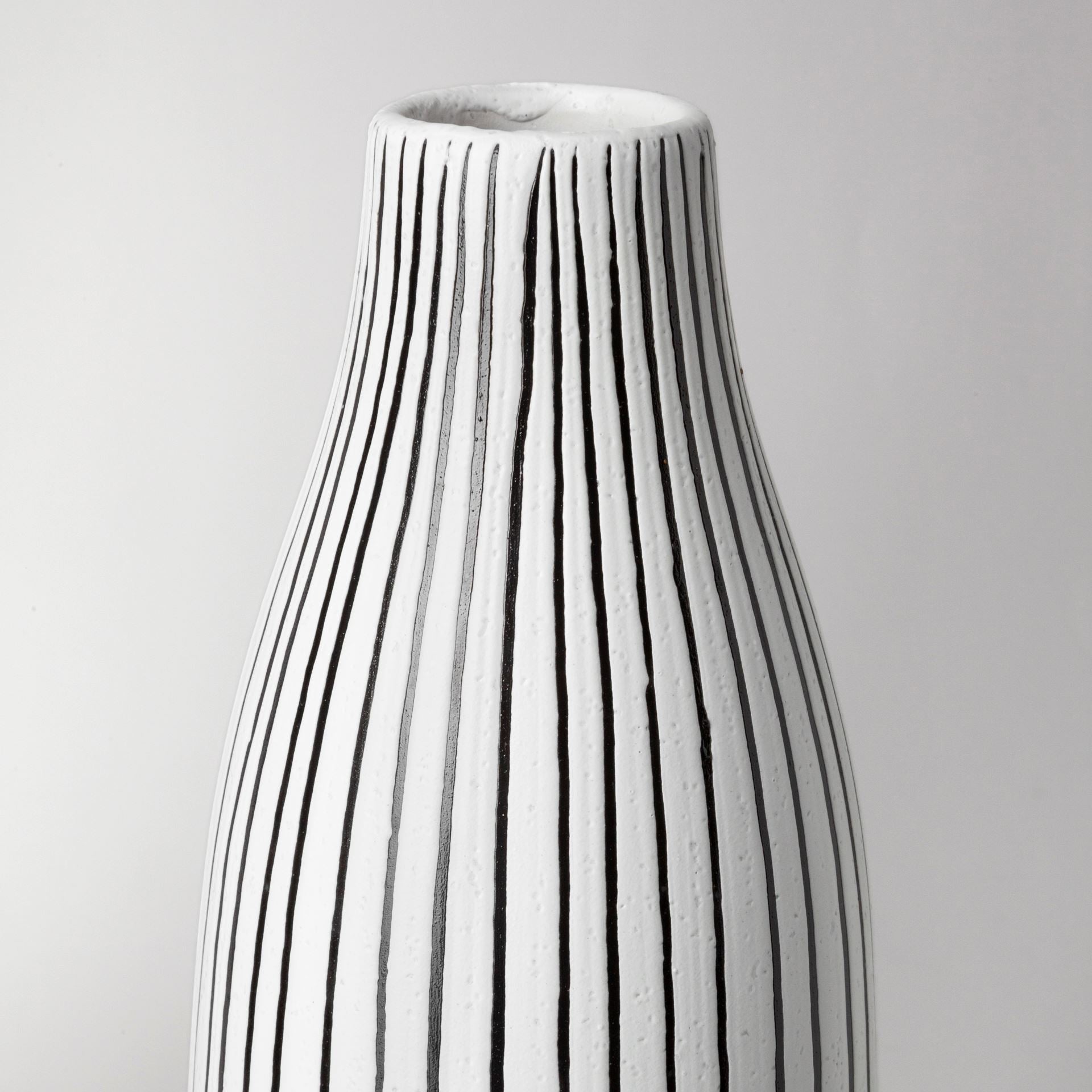 Mercana Kira 4.9" x 4.9" x 17.7" Vase