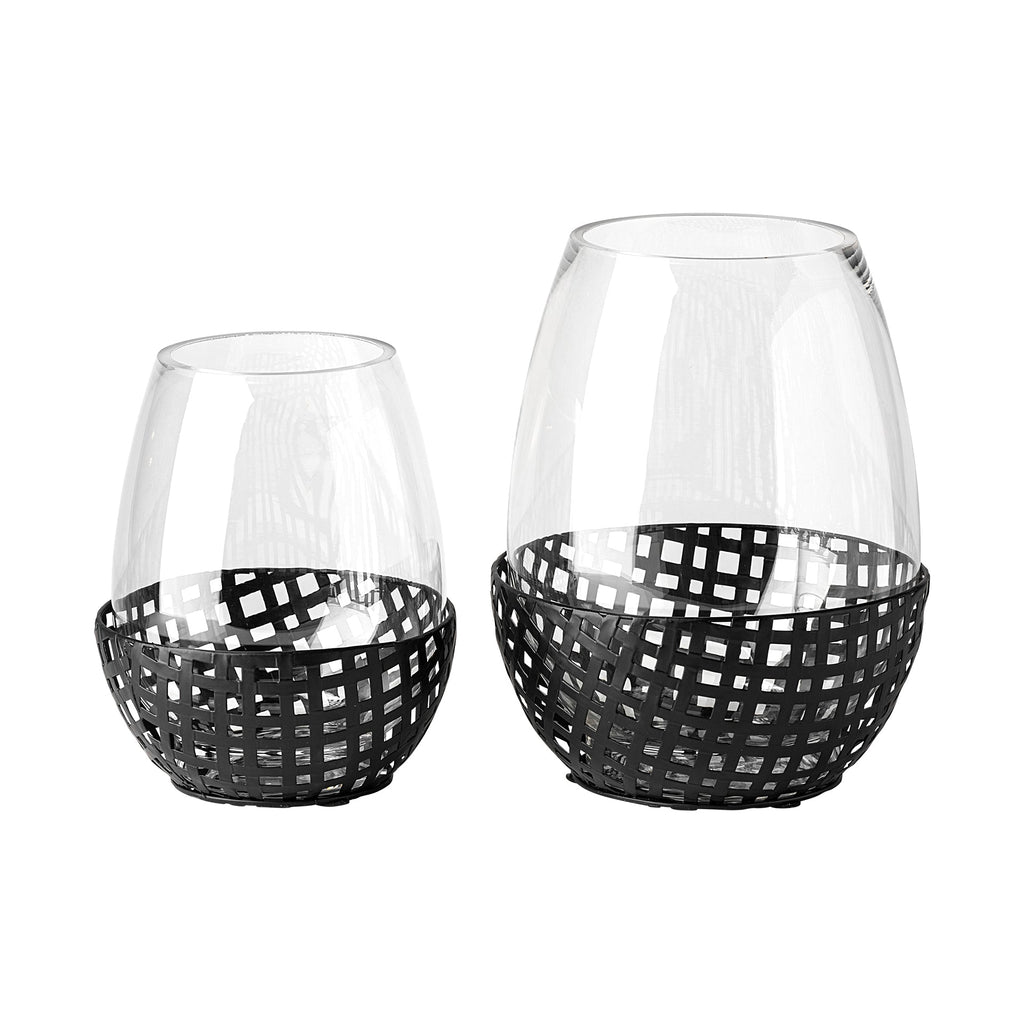 Mercana Reena 7.7" x 7.7" x 9.8" Metal Candle Holder