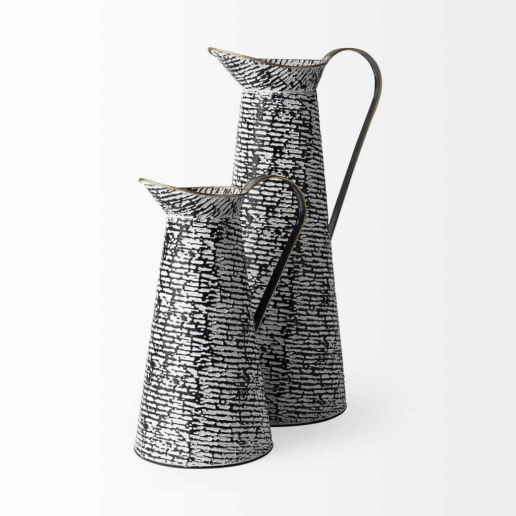 Mercana Colette 8.6" x 7.1" x 14.4" Metal Vase