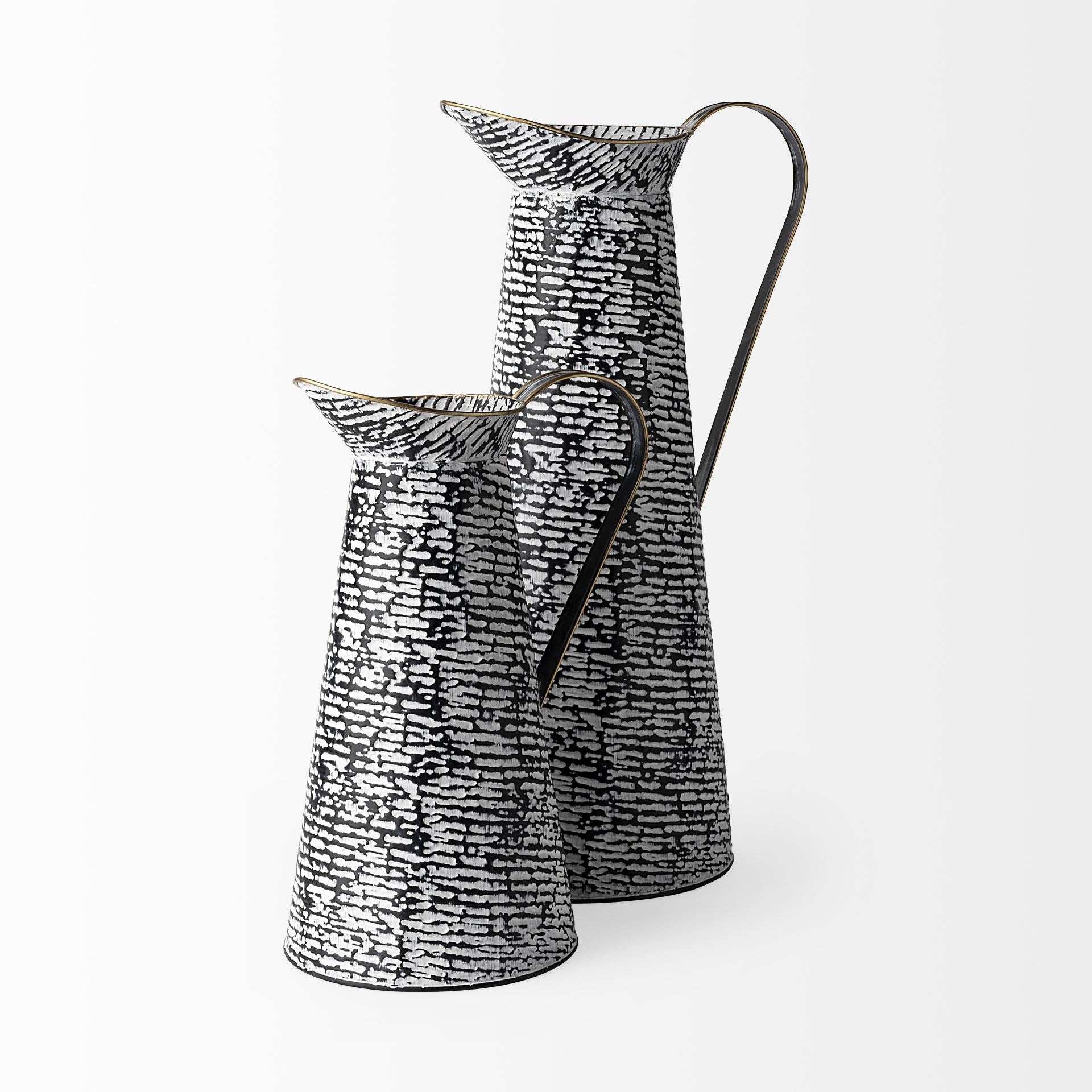 Mercana Colette 8.6" x 7.1" x 14.4" Metal Vase