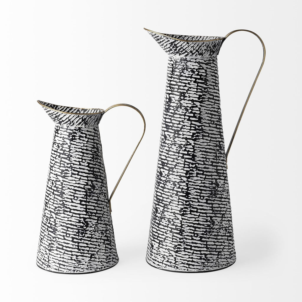 Mercana Colette 8.6" x 7.1" x 14.4" Metal Vase