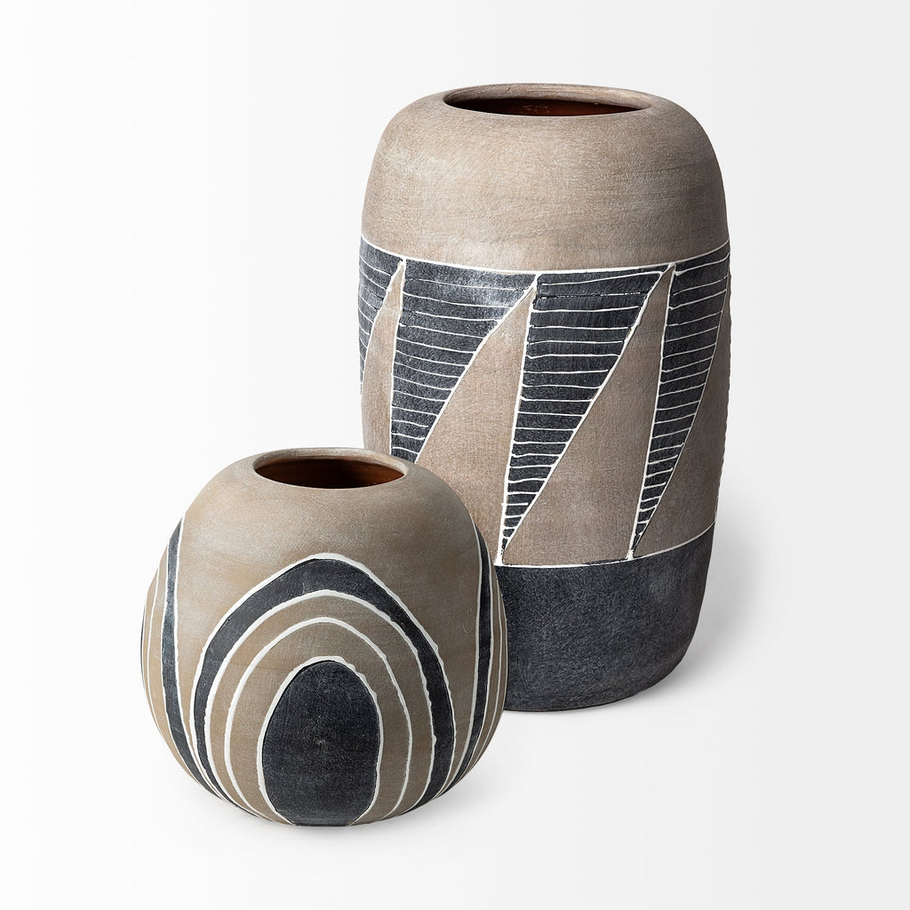 Mercana Cove 10.2" x 10.2" x 9.6" Ceramic Vase
