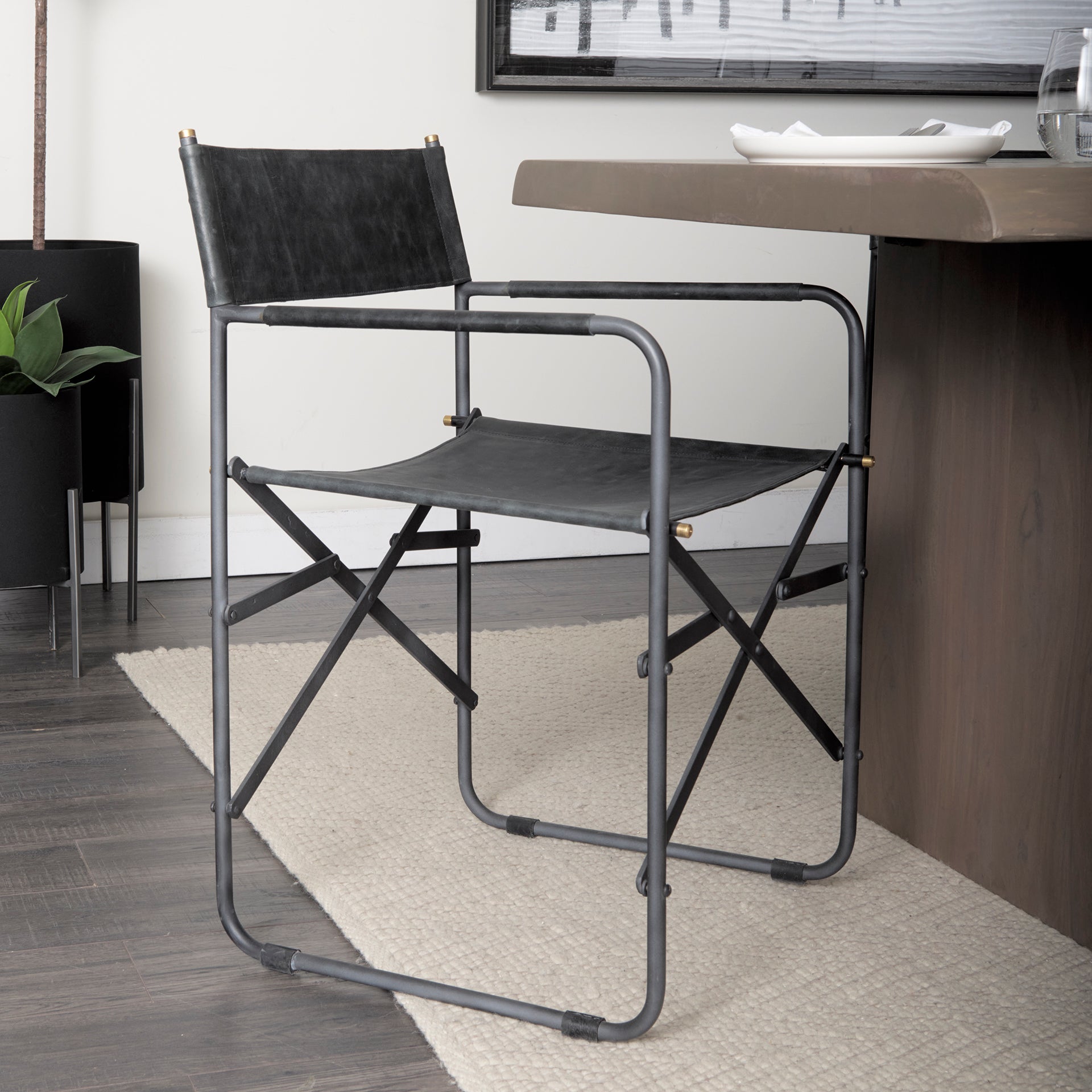 Mercana Direttore 19.3" x 20" x 31" Metal Dining Chair