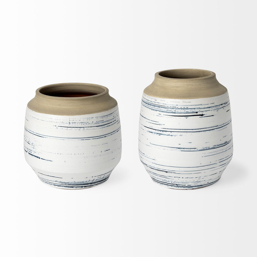 Mercana Sonnett 9.1" x 9.1" x 10.2" Ceramic Vase