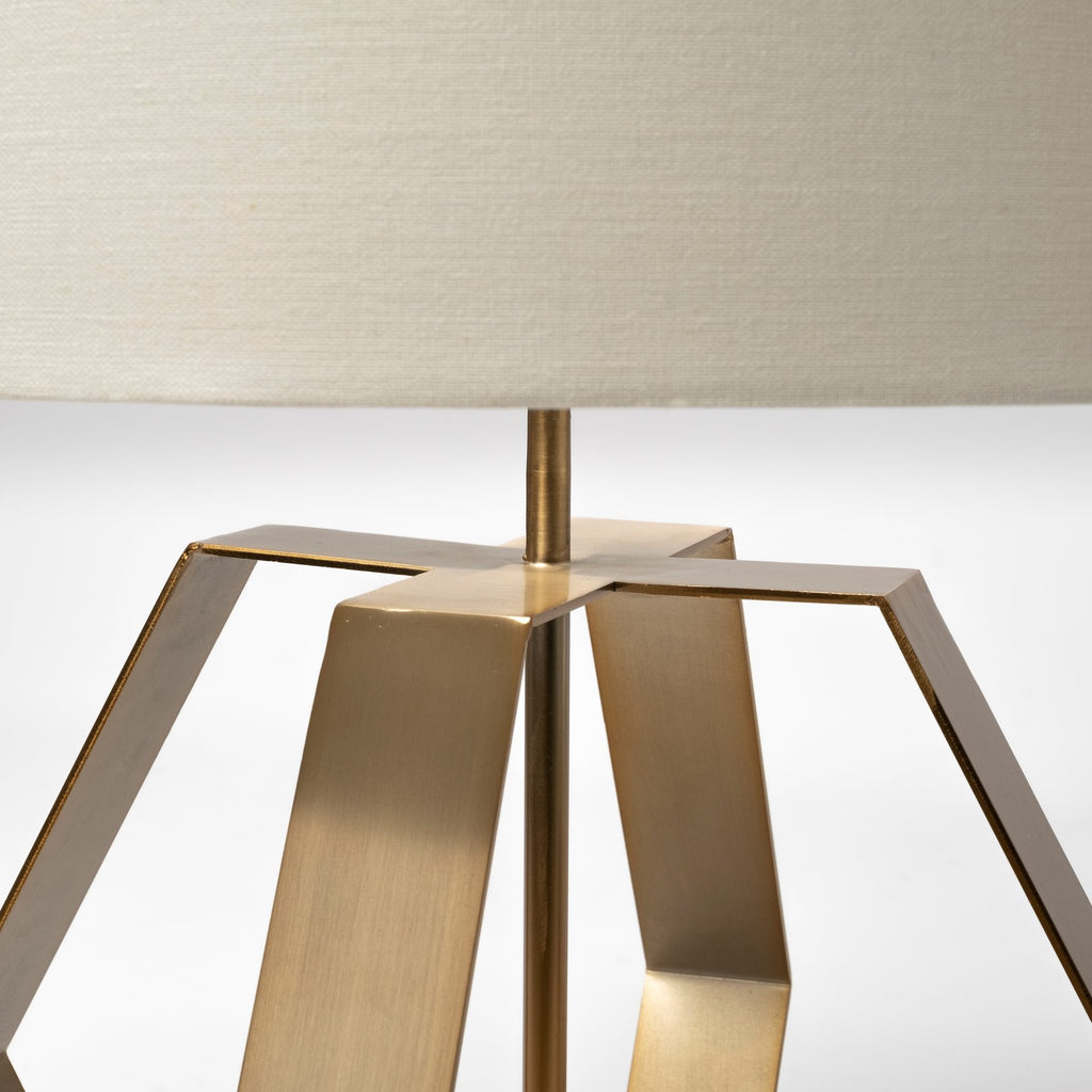 Mercana Edwards 17" x 17" x 26.5" Table Lamp