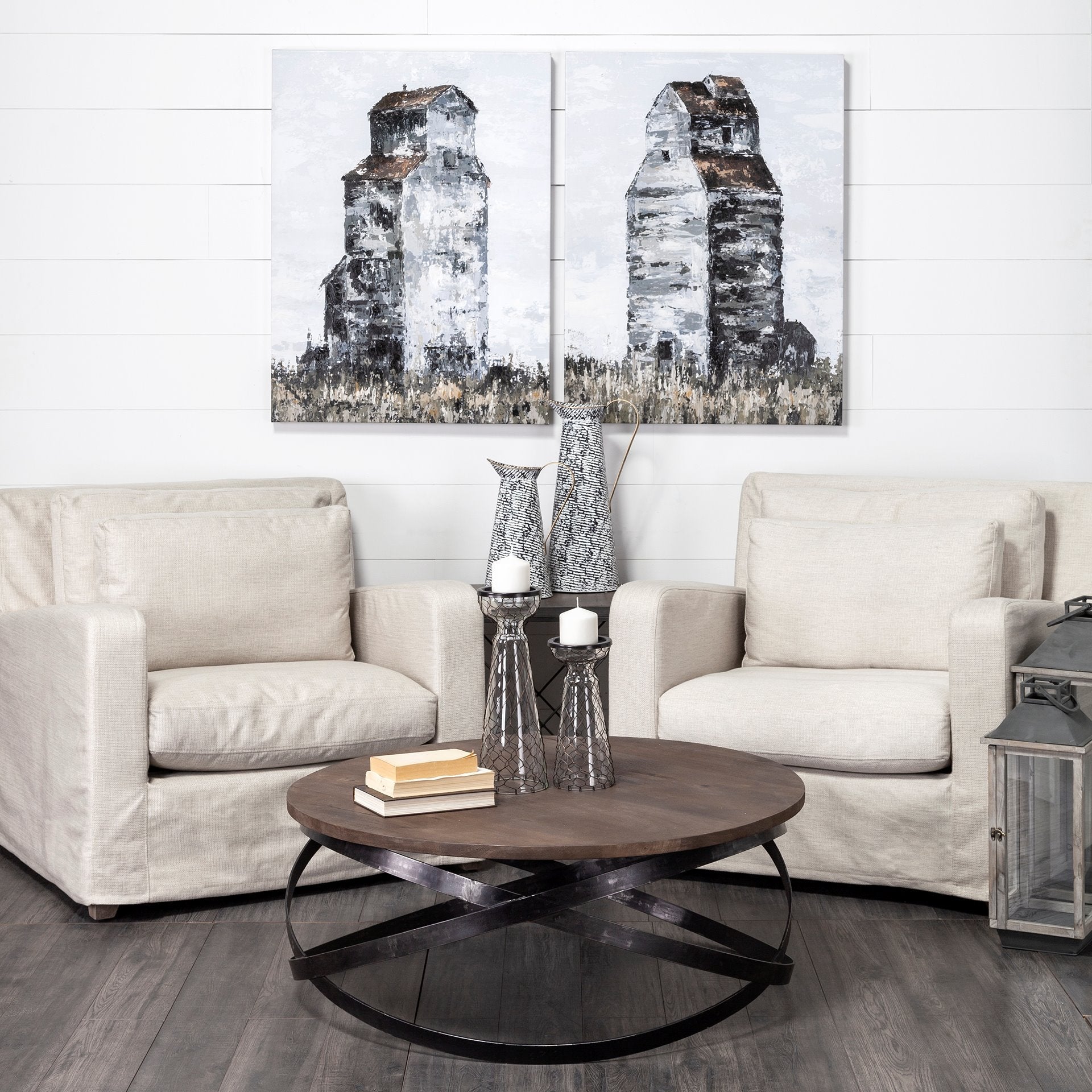 Mercana Triumph 40" x 40" x 16" Coffee Table