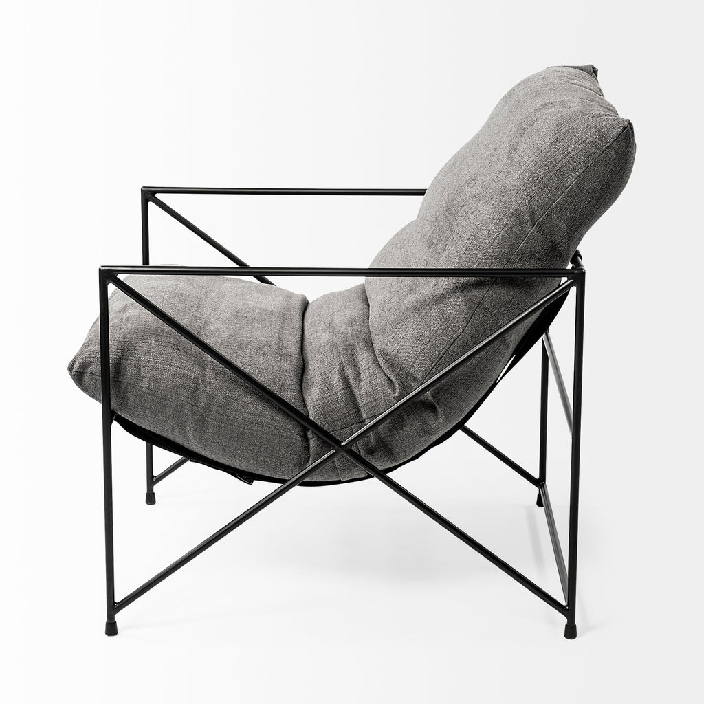 Mercana Leonidas 28.7" x 29.9" x 24" Fabric Side Chair