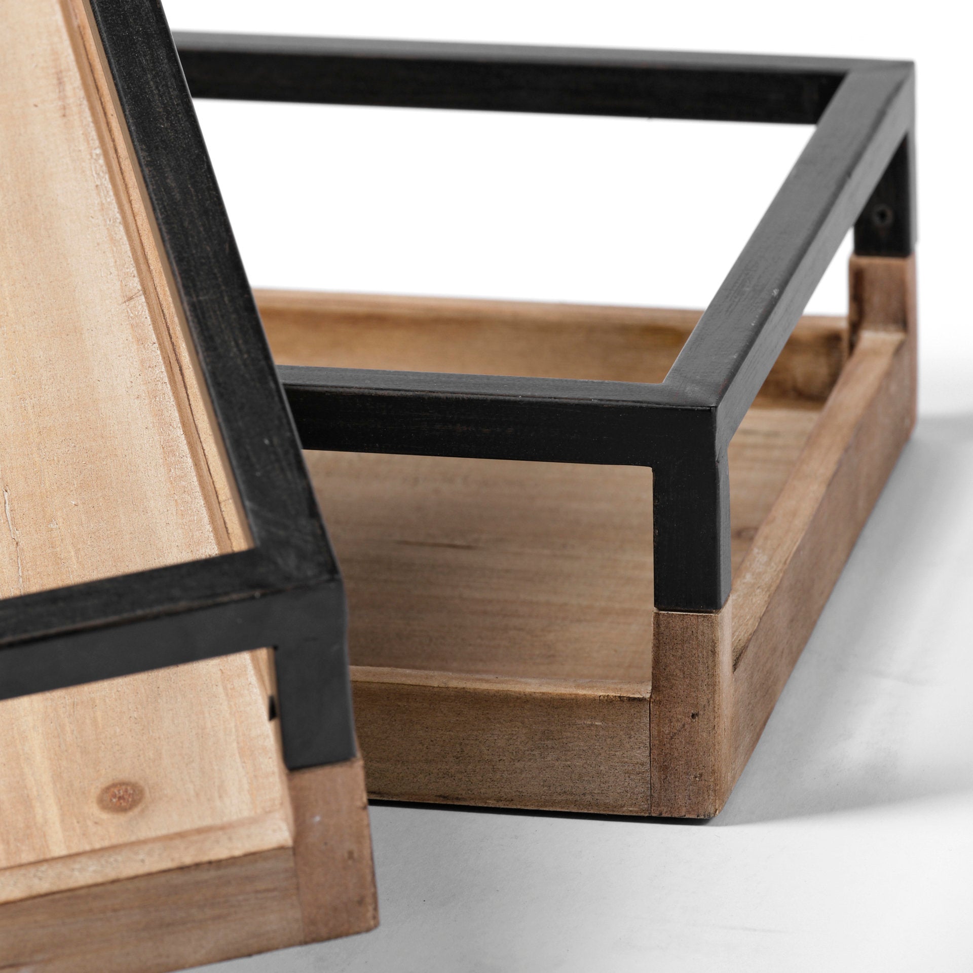 Mercana Ross 18.9" x 11.8" x 3.9" Tray