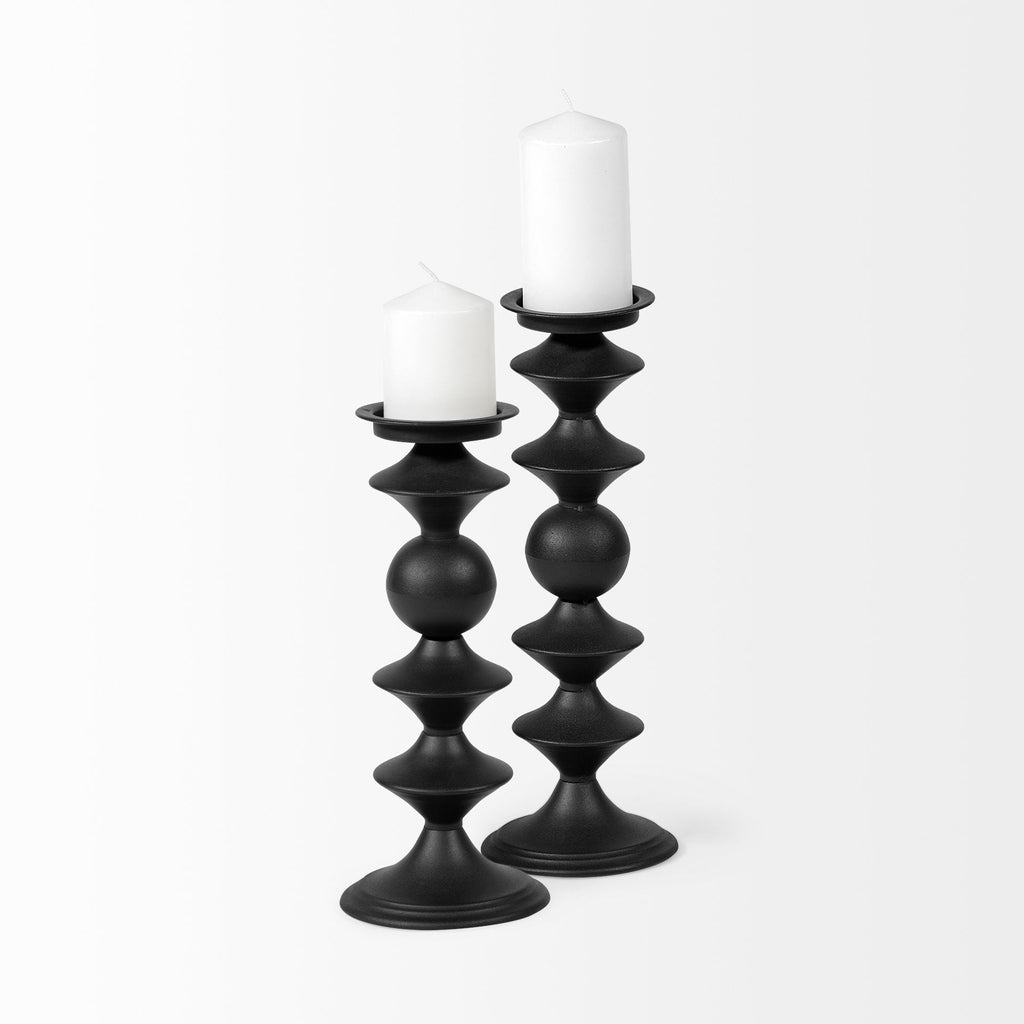 Mercana Candelero 5.5" x 5.5" x 13.2" Metal Candle Holder