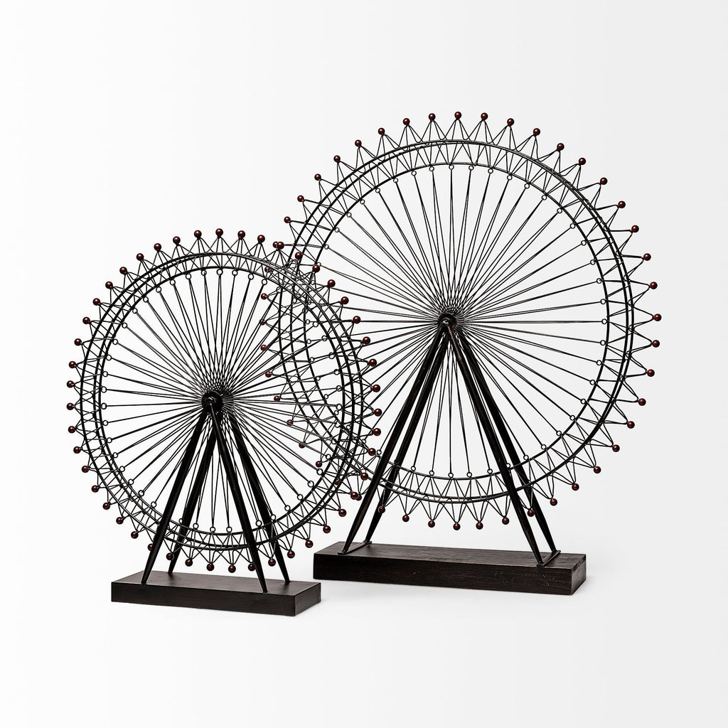 Mercana London 3" x 25" x 27" Metal Decorative Object
