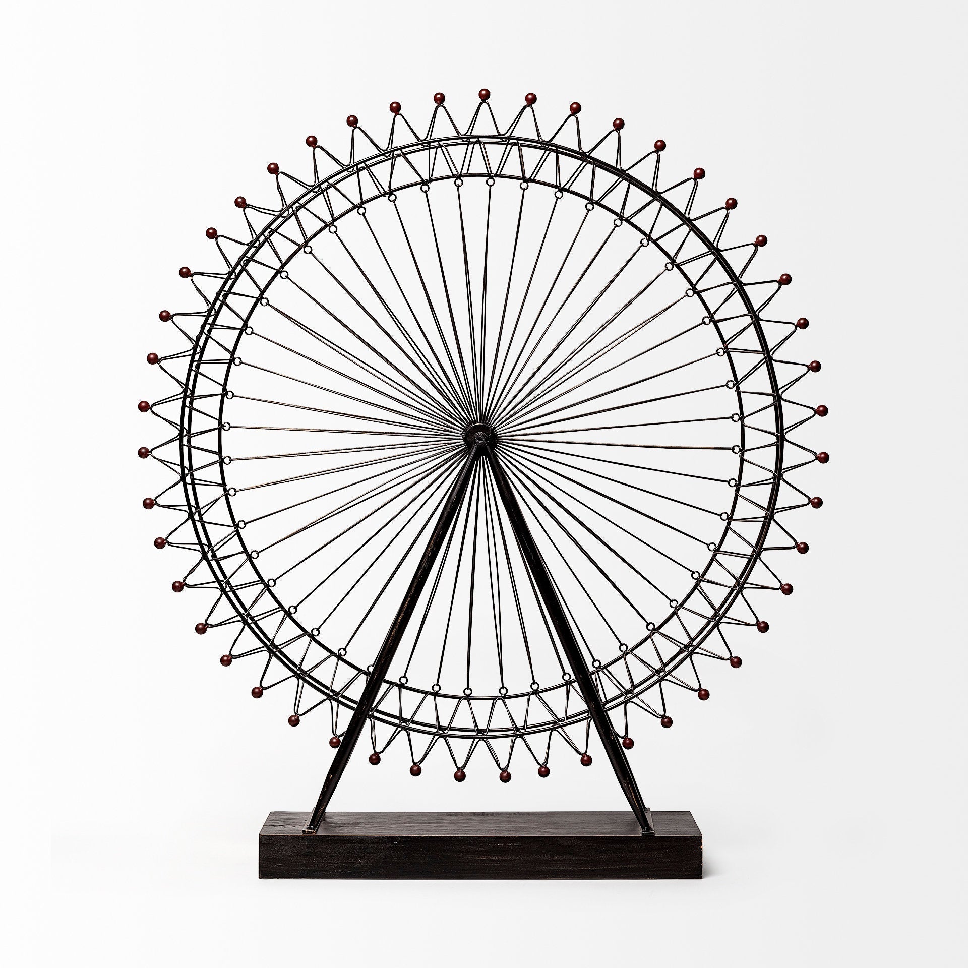 Mercana London 5" x 28.7" x 31.9" Metal Decorative Object