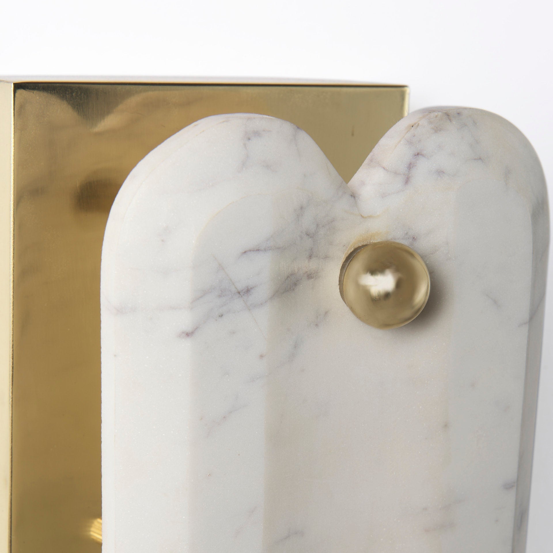 Mercana Stein 5" x 6" x 12" Wall Sconce