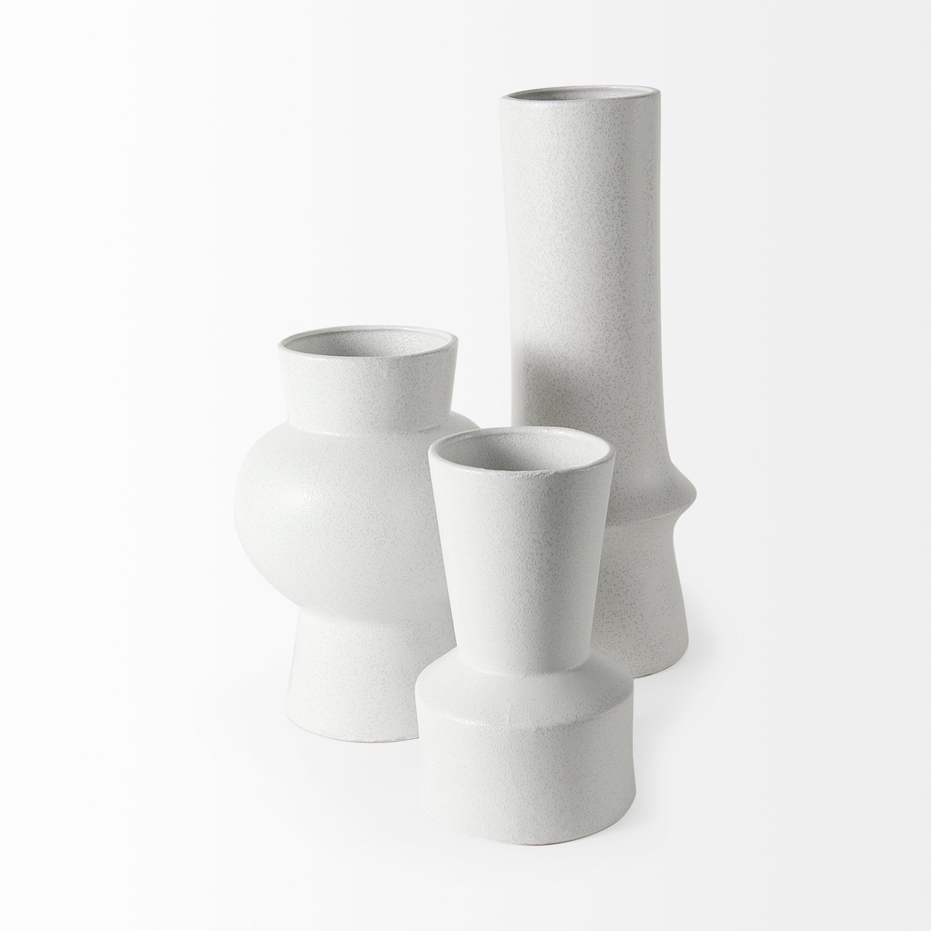 Mercana Laforge 5.5" x 5.5" x 9.4" Ceramic Vase
