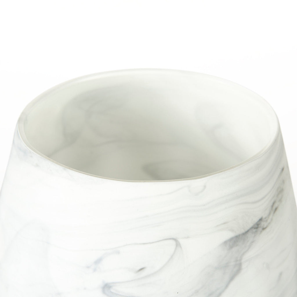 Mercana Volta 6.8" x 6.8" x 8.1" Ceramic Vase