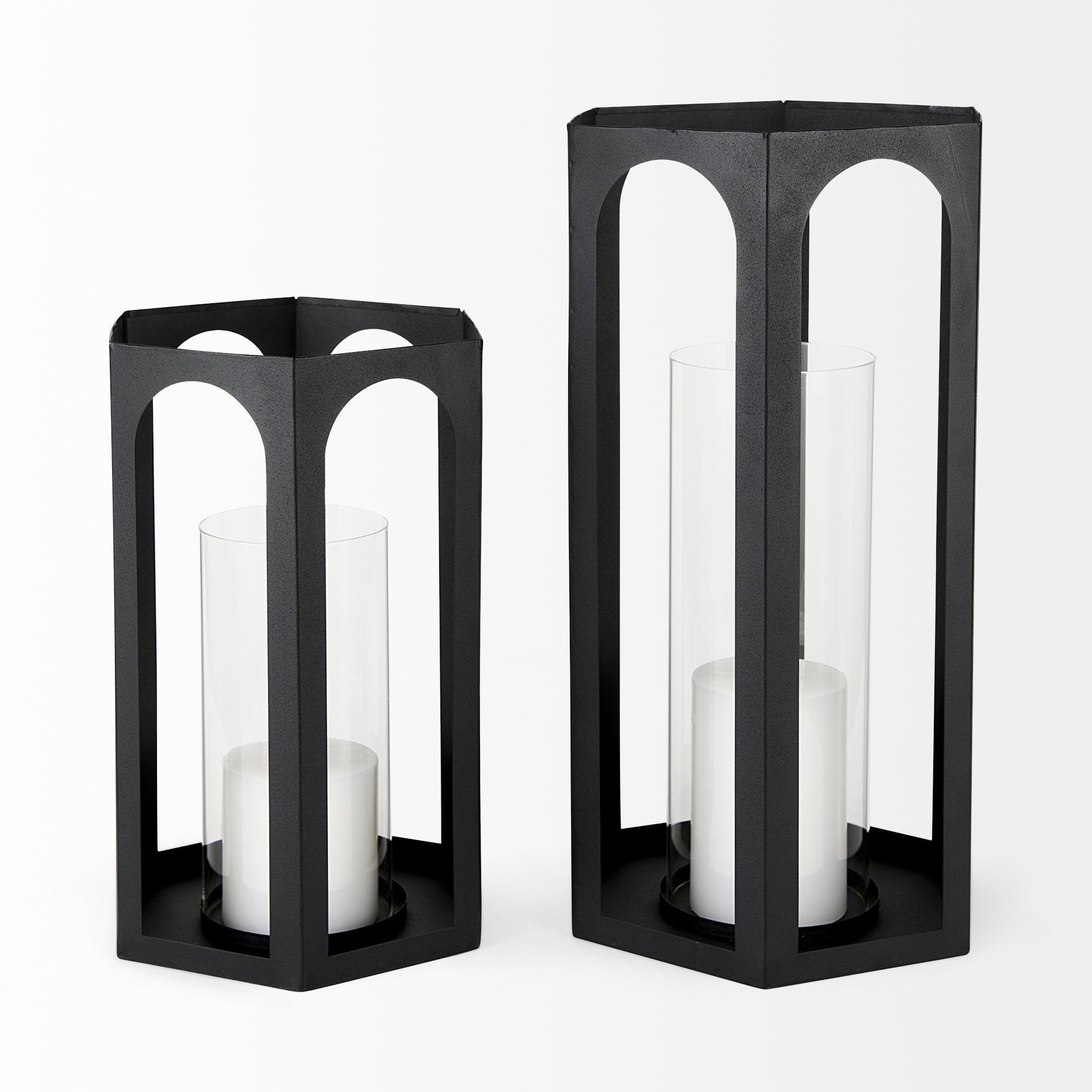 Mercana Balley 9.4" x 9.4" x 19.7" Lantern