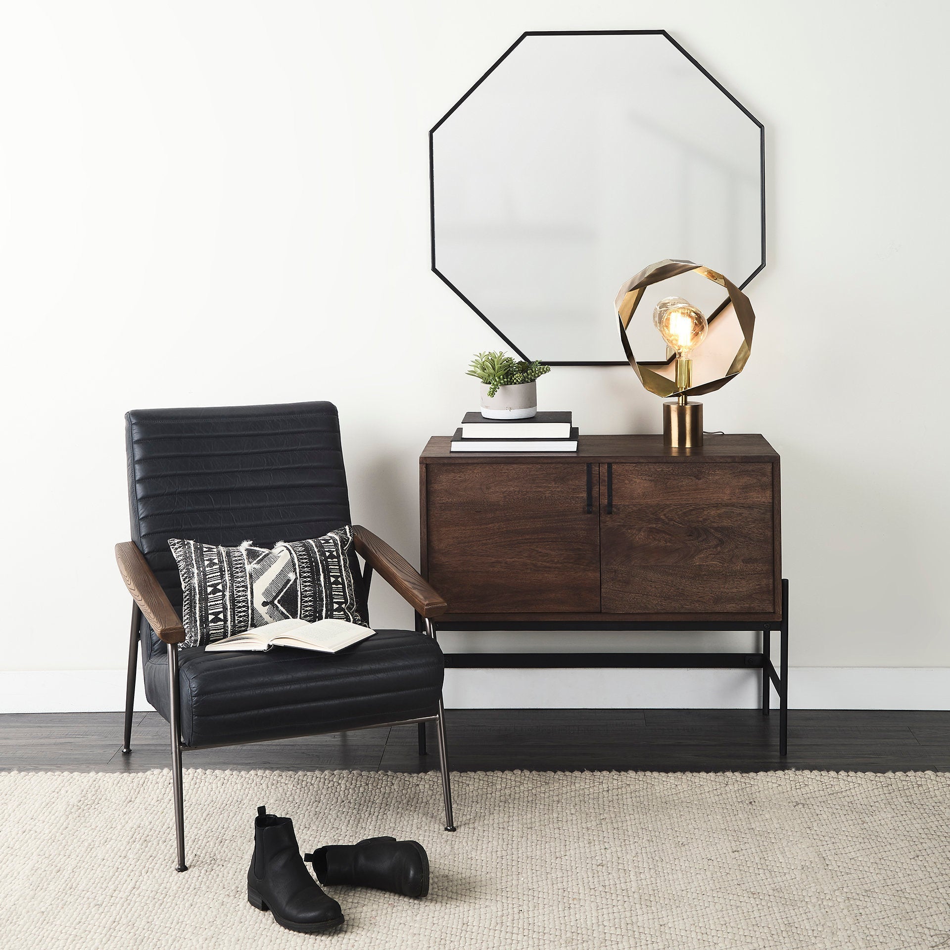 Mercana Shamir 14.5" x 14.5" x 18.7" Table Lamp