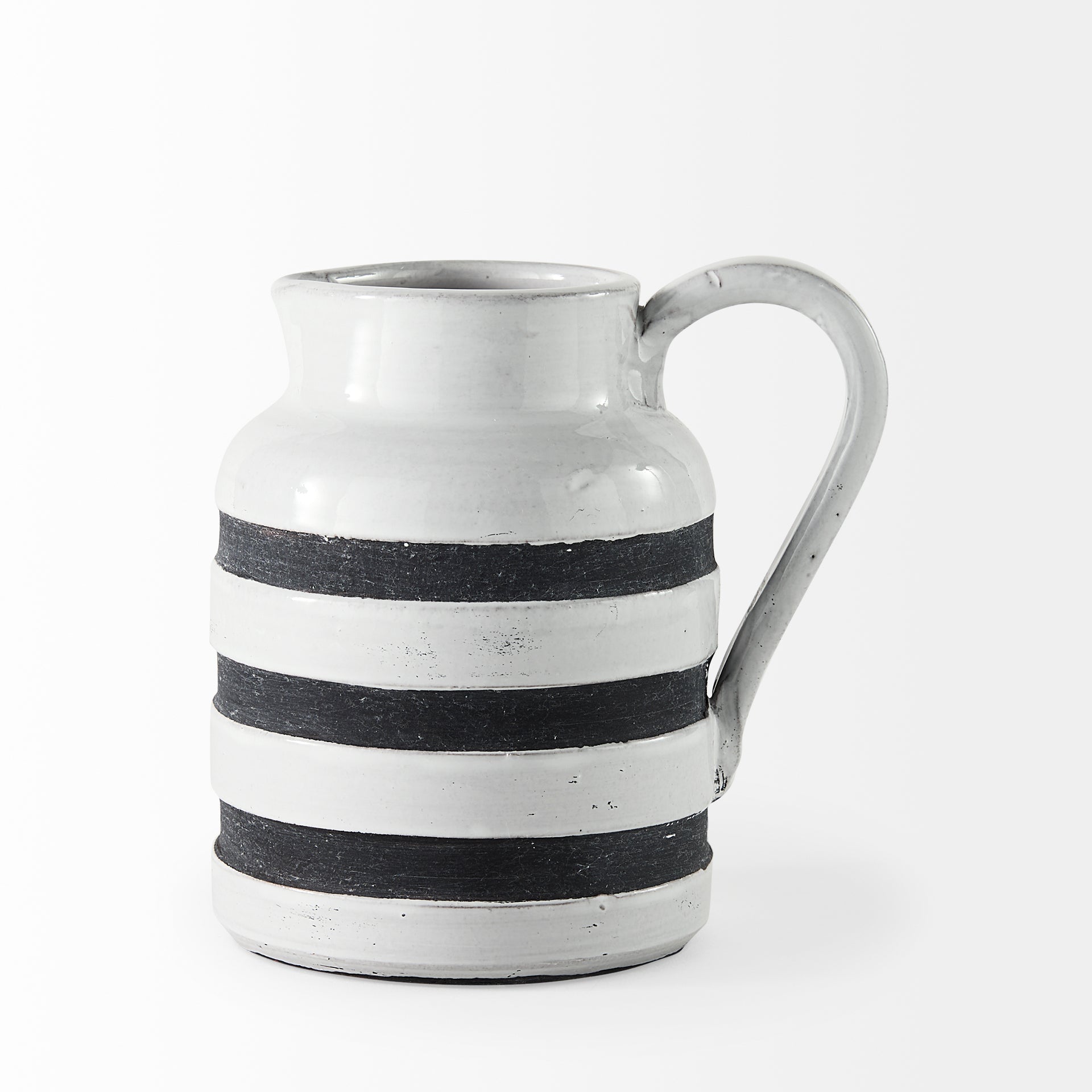 Mercana Harmon 6" x 7.1" x 7.1" Ceramic Jug Vase