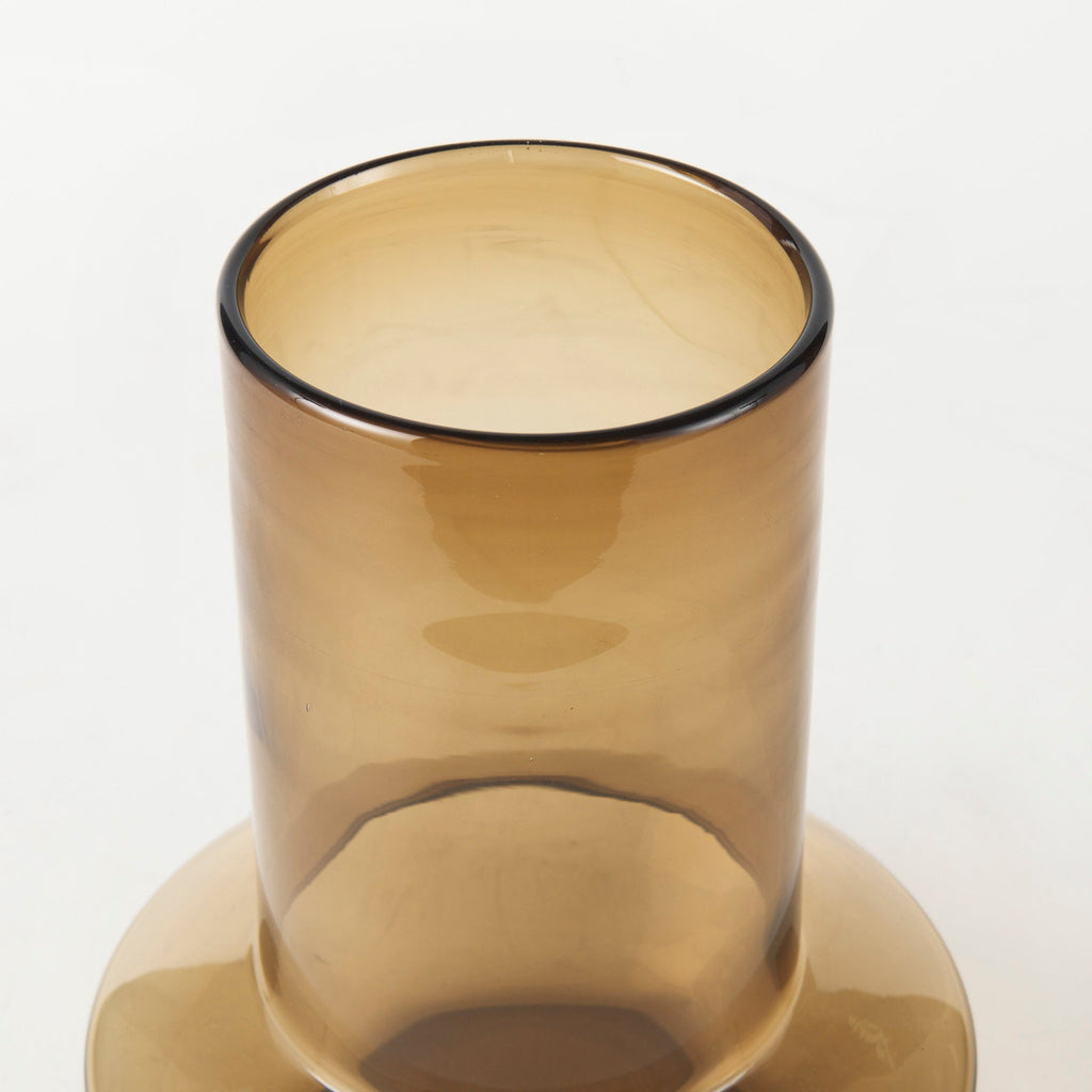 Mercana Amrita 8.3" x 8.3" x 9.7" Glass Vase