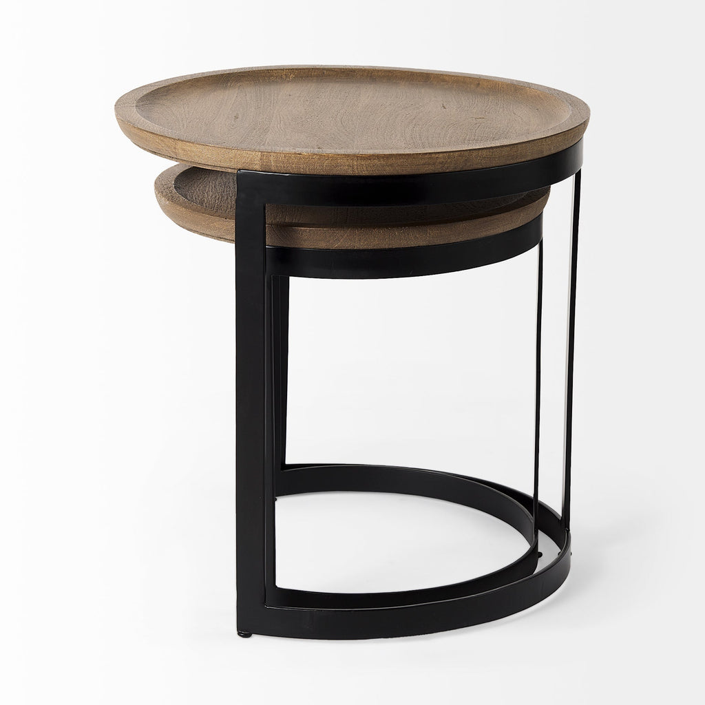 Mercana Aisley 19" x 19" x 19.3" Side Table