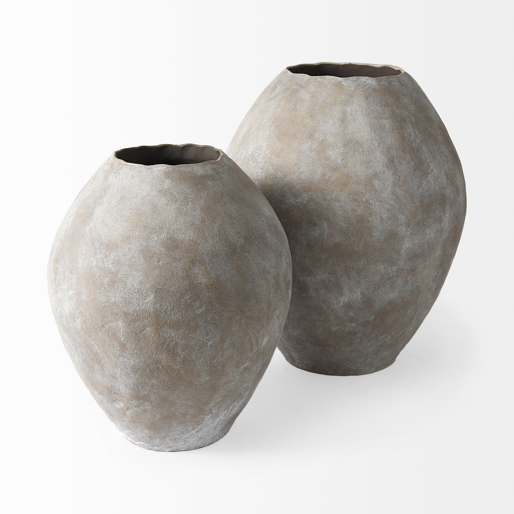 Mercana Gobi 23.4" x 23.4" x 27.6" Ceramic Floor Vase