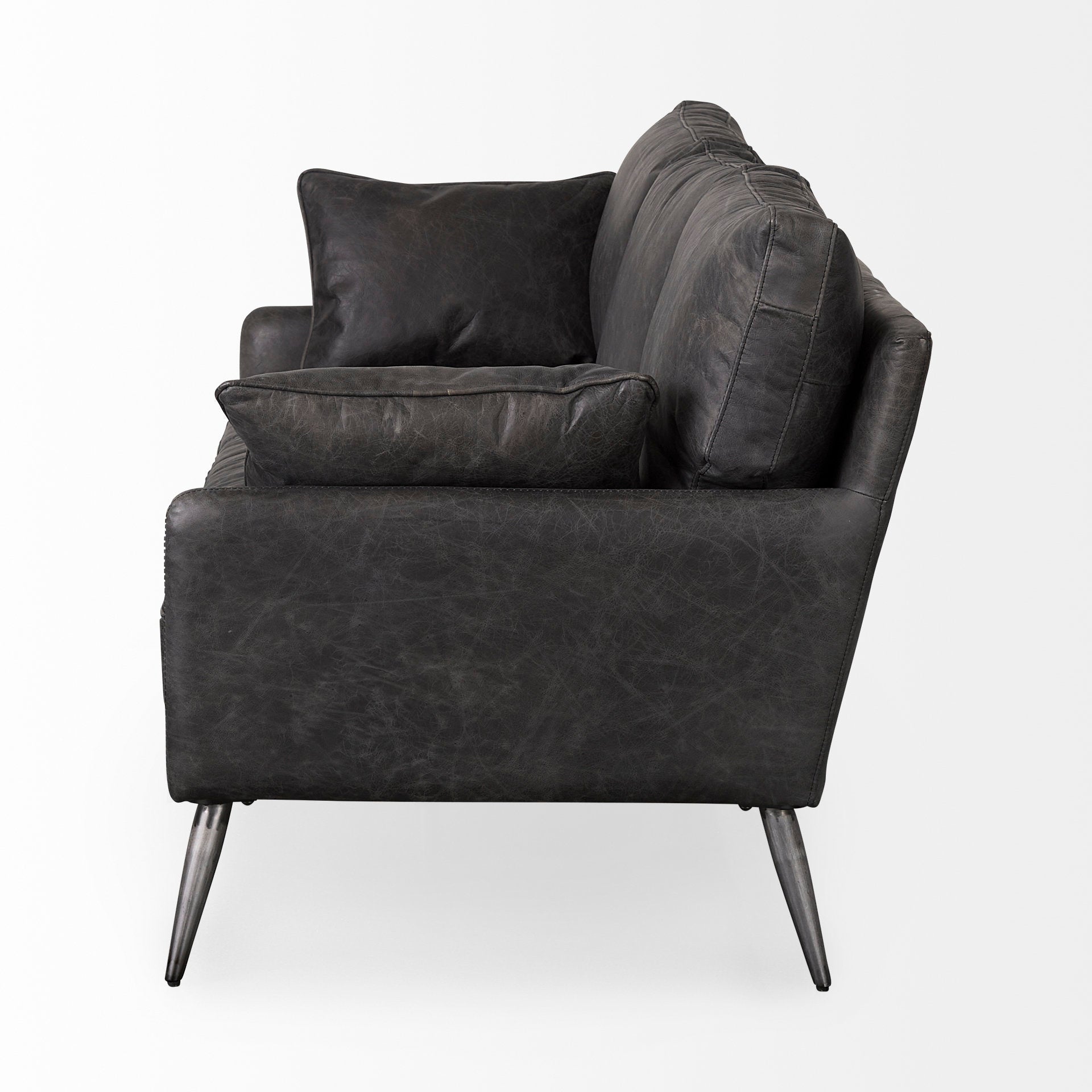 Mercana Cochrane 82" x 33" x 32" Genuine Leather Standard Sofa