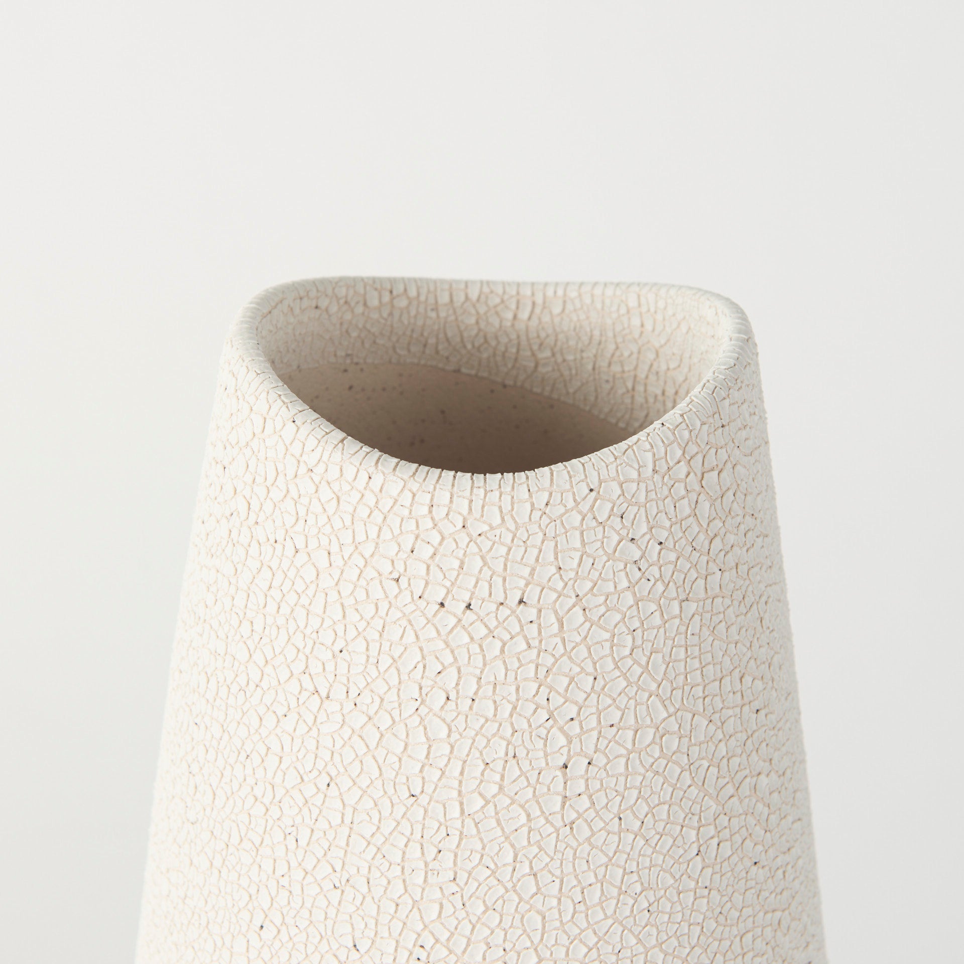 Mercana Salar 5.9" x 5.9" x 14" Ceramic Vase