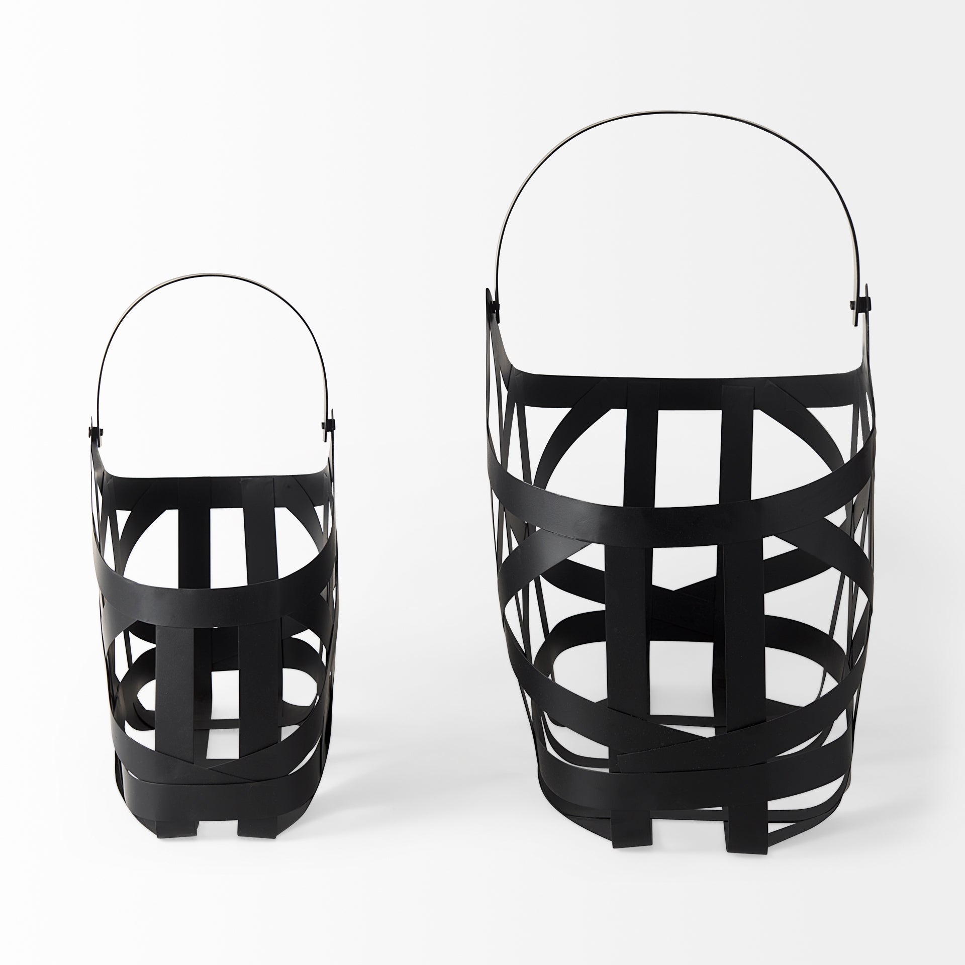 Mercana Tyrell 23" x 11" x 22" Basket