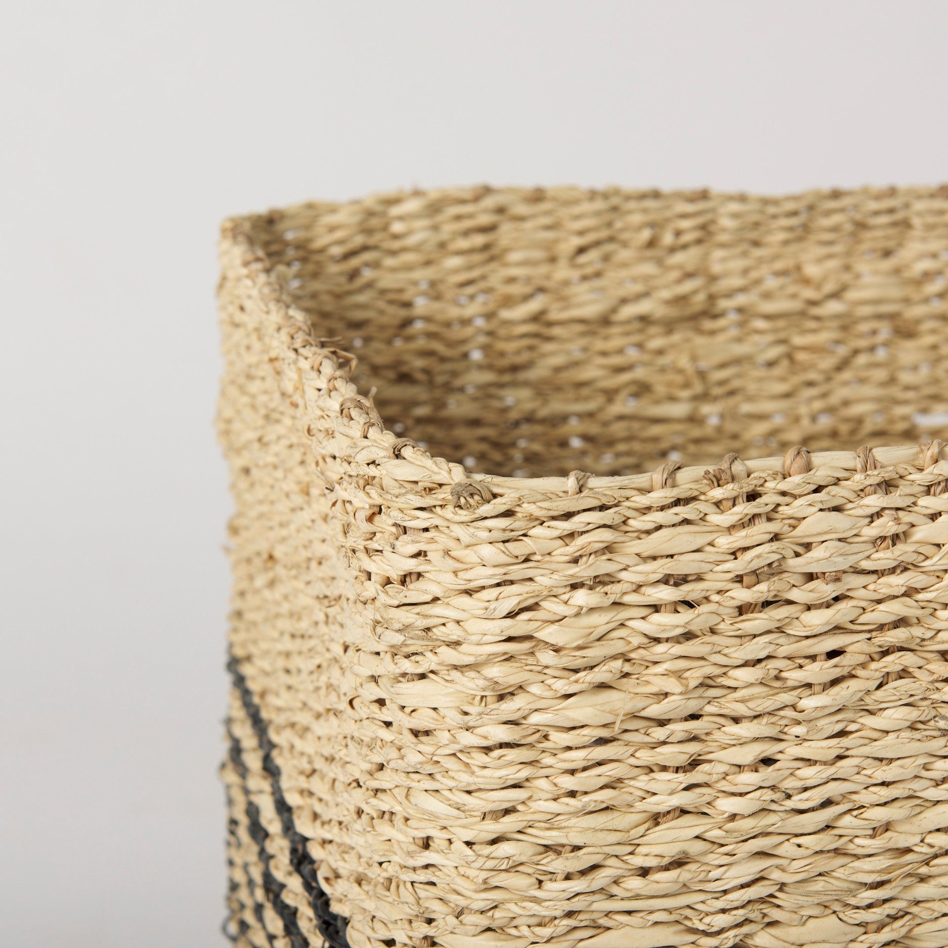 Mercana Cullen 18.5" x 13.4" x 14.6" Basket