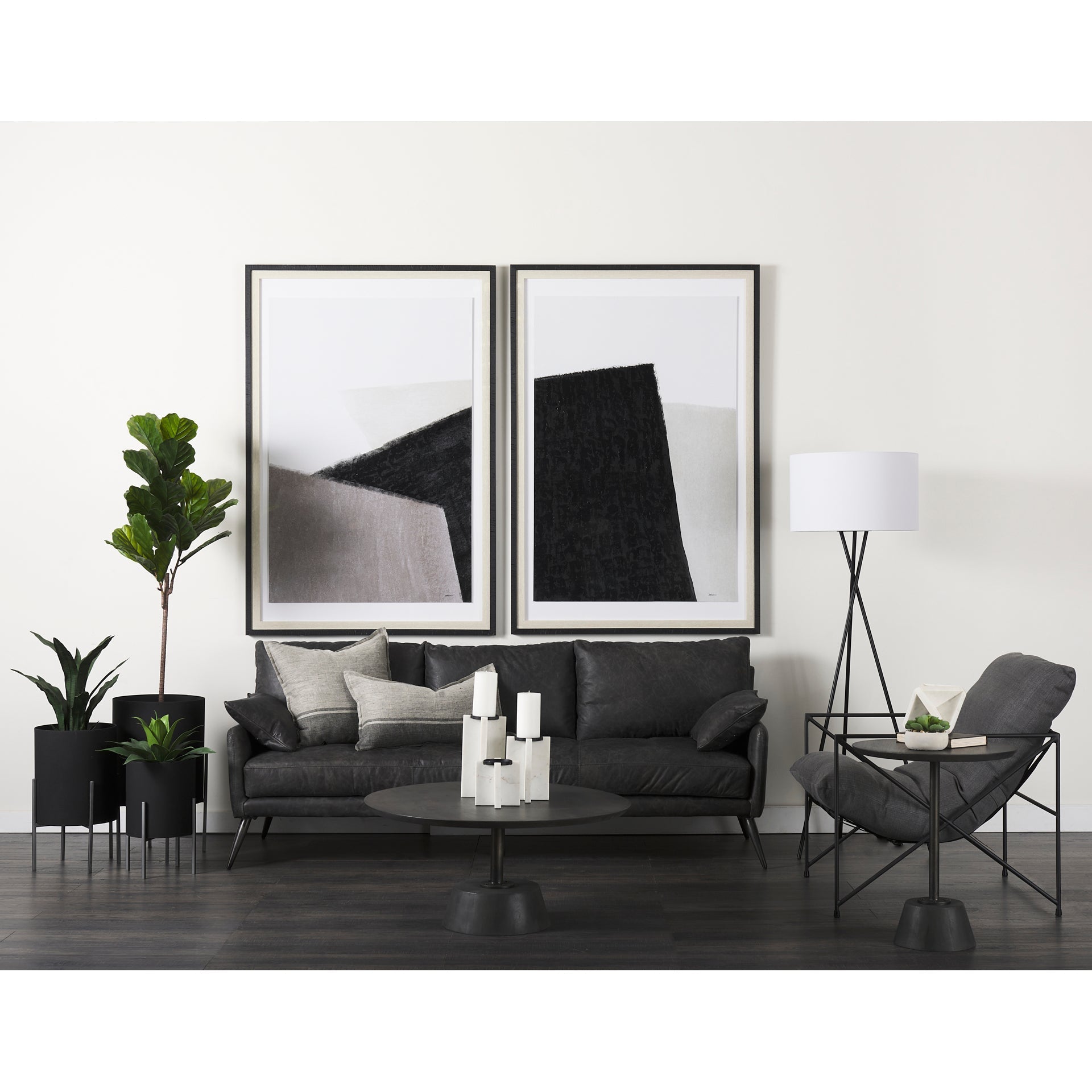 Mercana Maxwell 34" x 34" x 16" Solid Wood Coffee Table