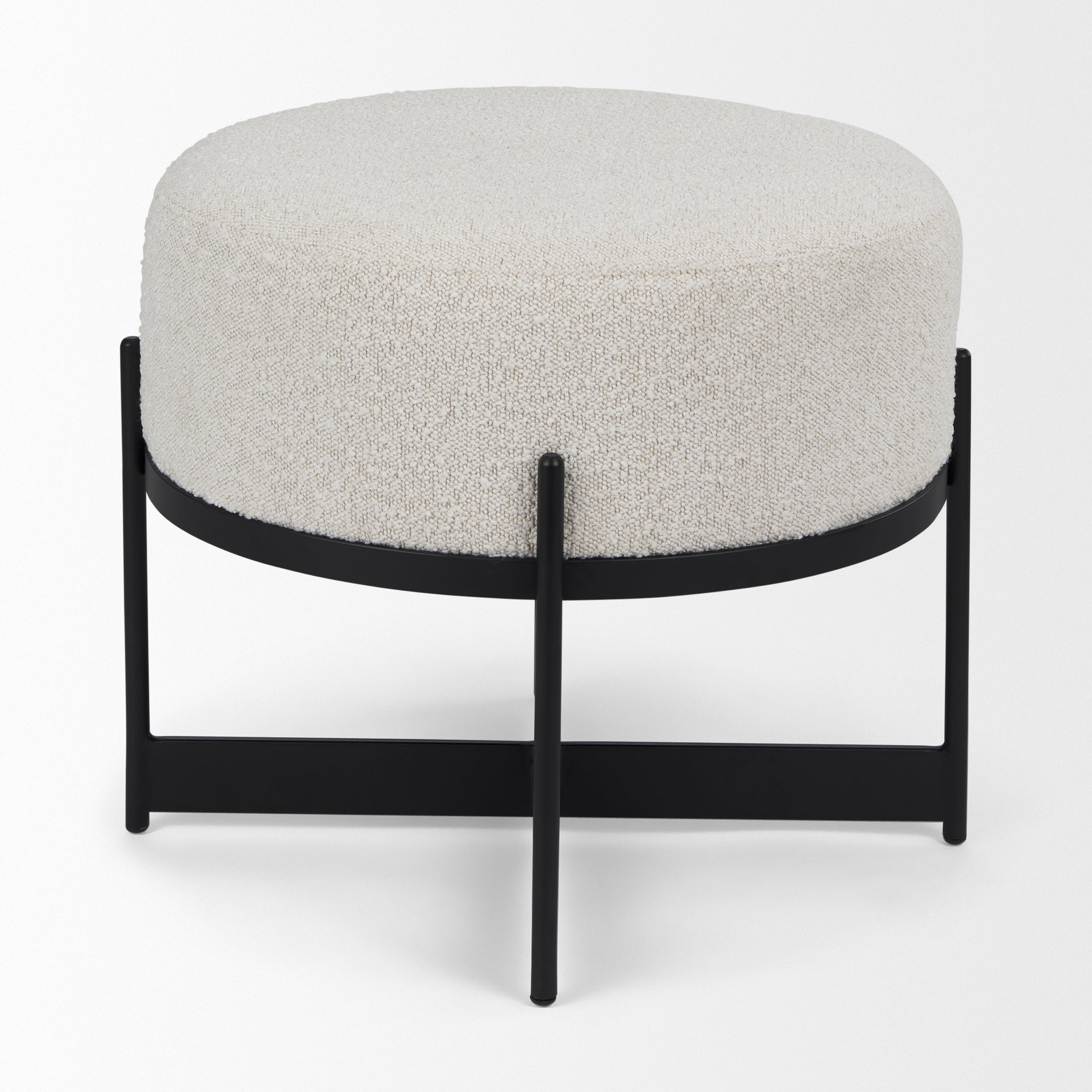 Mercana Amelia 21.3" x 21.3" x 18.1" Fabric Pouf