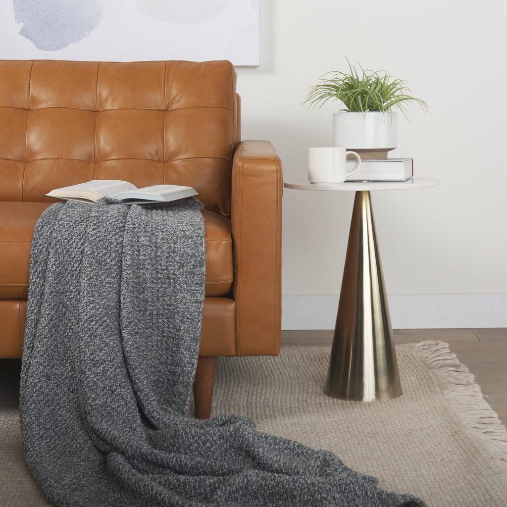 Mercana Olaf 88.2" x 37.8" x 35" Standard Sofa