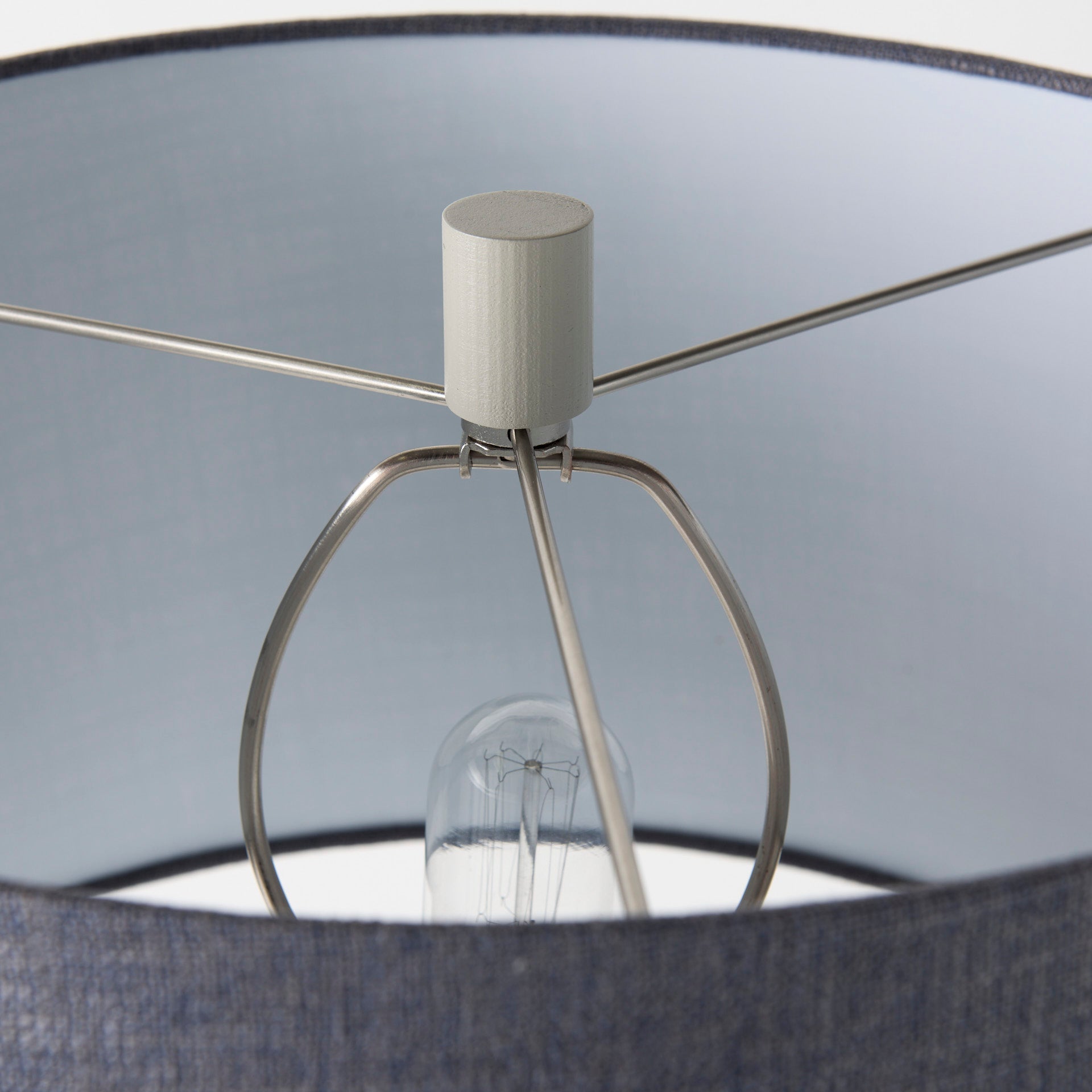 Mercana Quinn 18" x 18" x 28.8" Resin Table Lamp