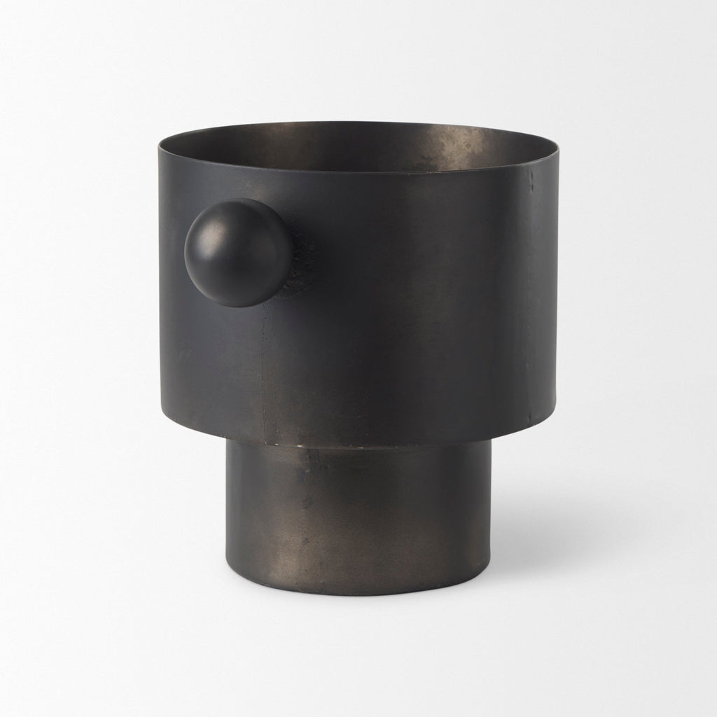 Mercana Juno 8.5" x 6" x 6.5" Metal Vase