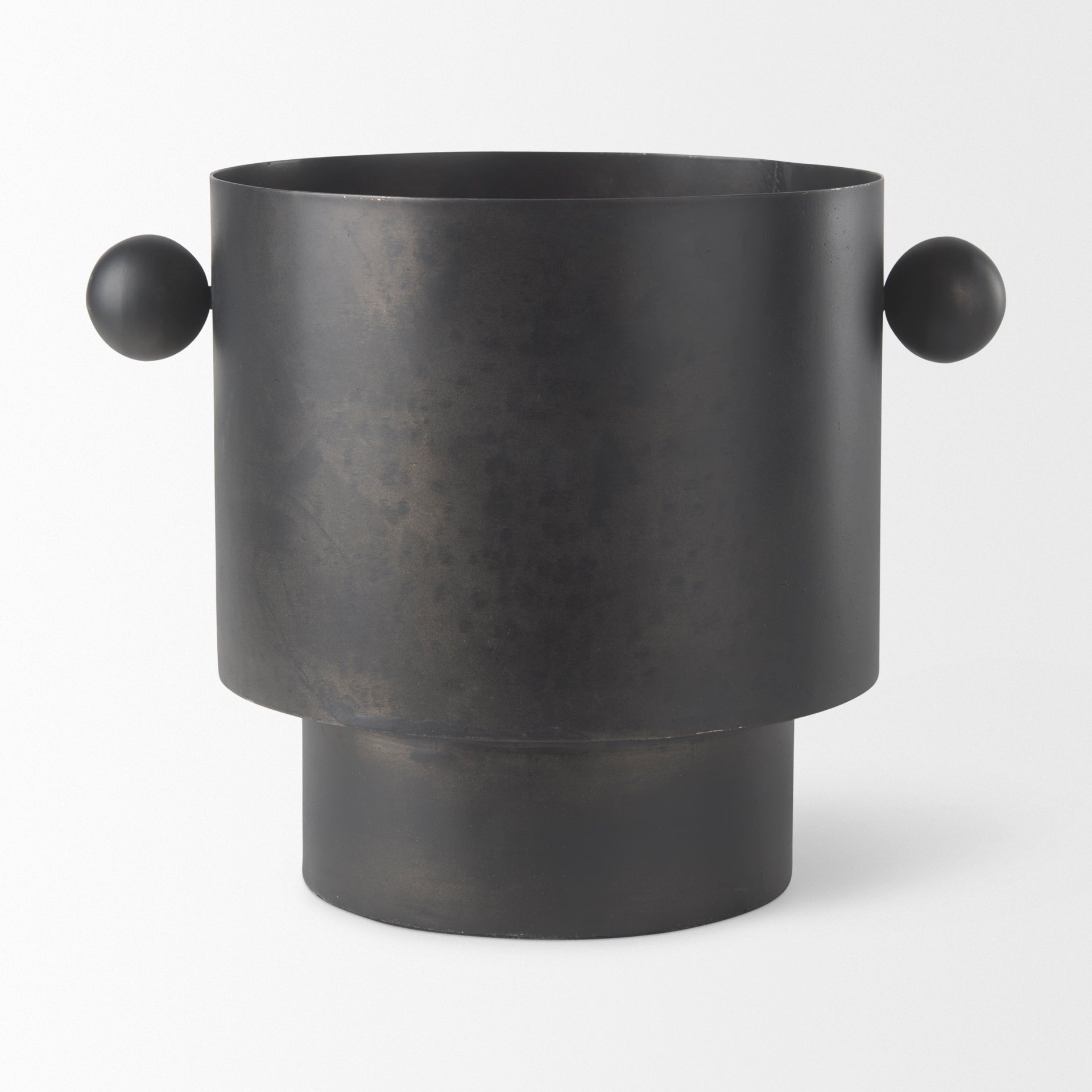 Mercana Juno 11" x 8" x 8.5" Metal Vase