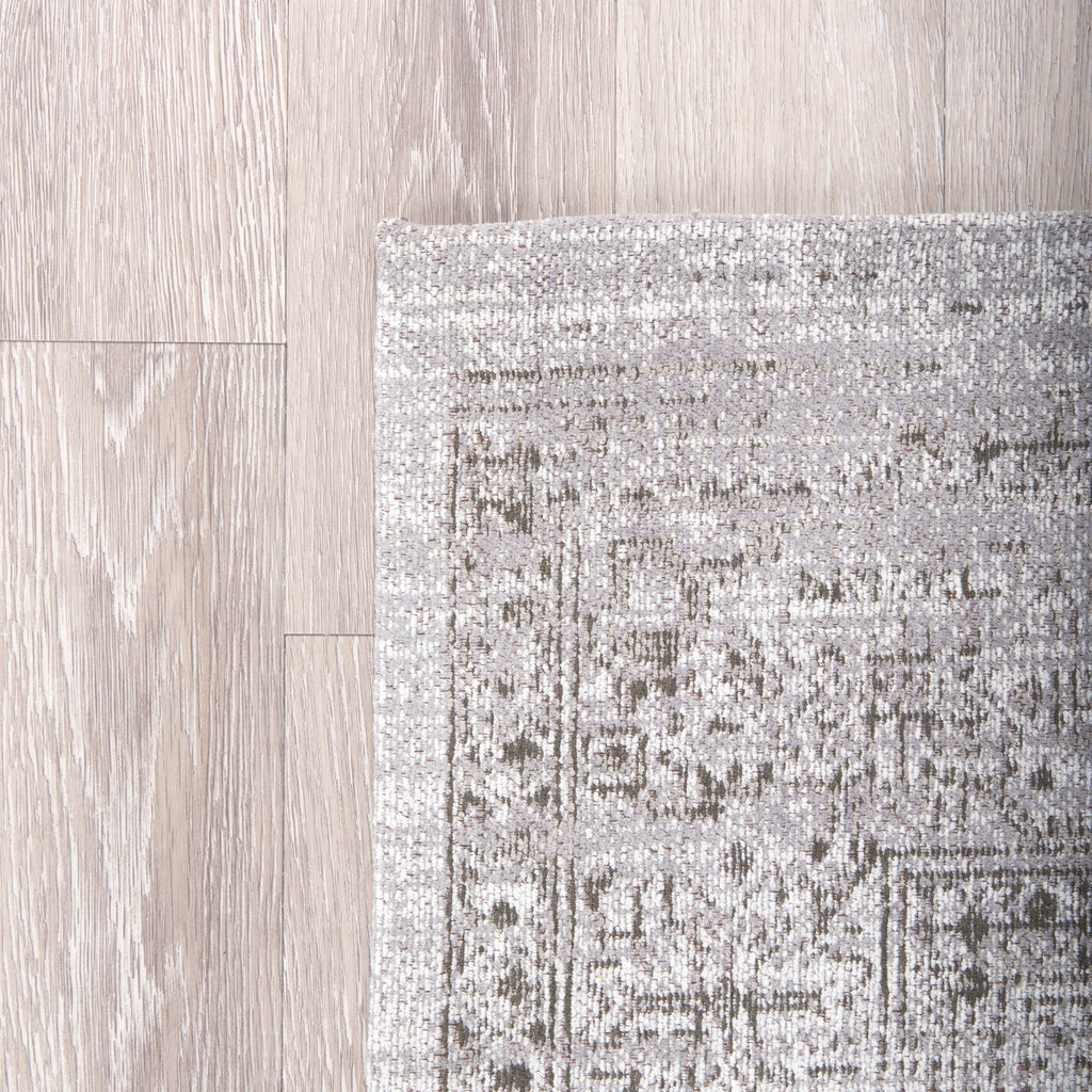 Mercana Kaiya 120" x 96" x 1" Fabric Area Rug