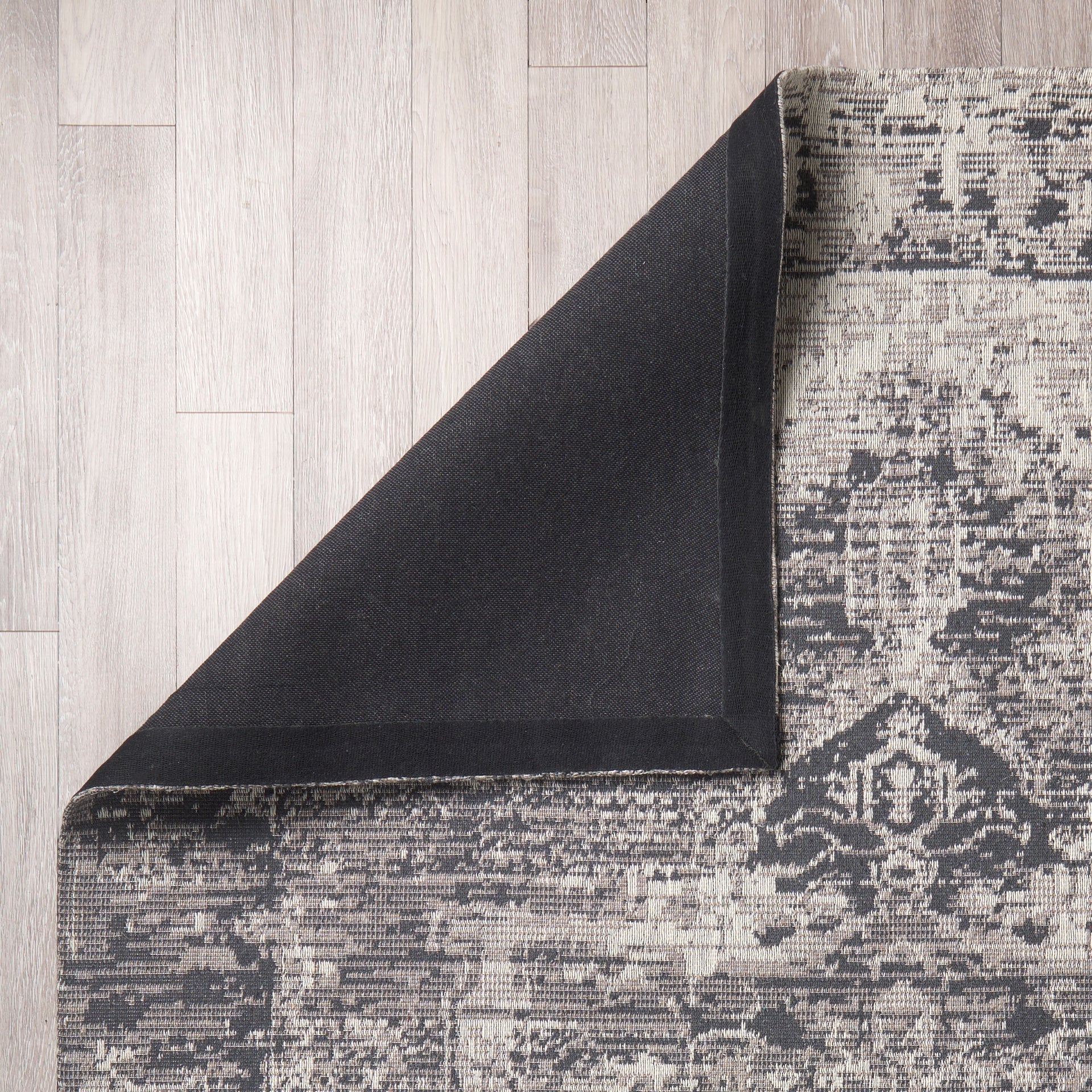 Mercana Greyson 120" x 96" x 0.4" Fabric Area Rug