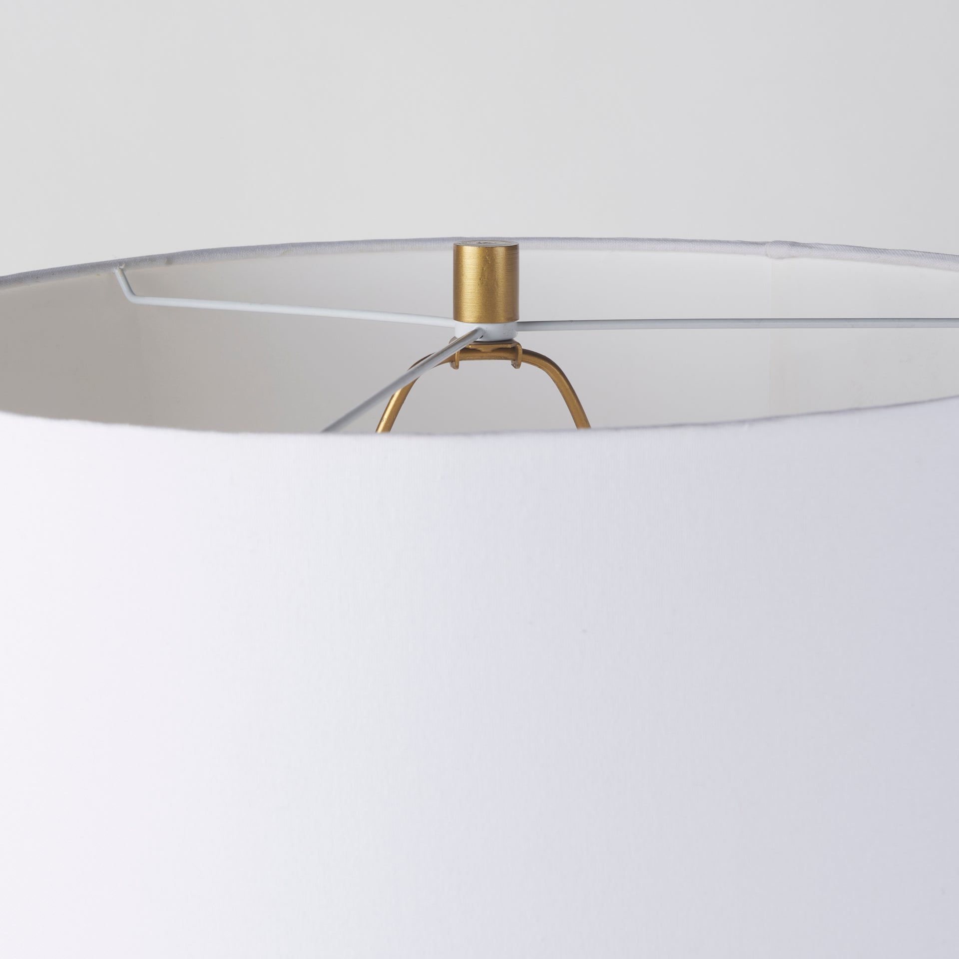 Mercana Leo 21" x 21" x 29.5" Metal Table Lamp